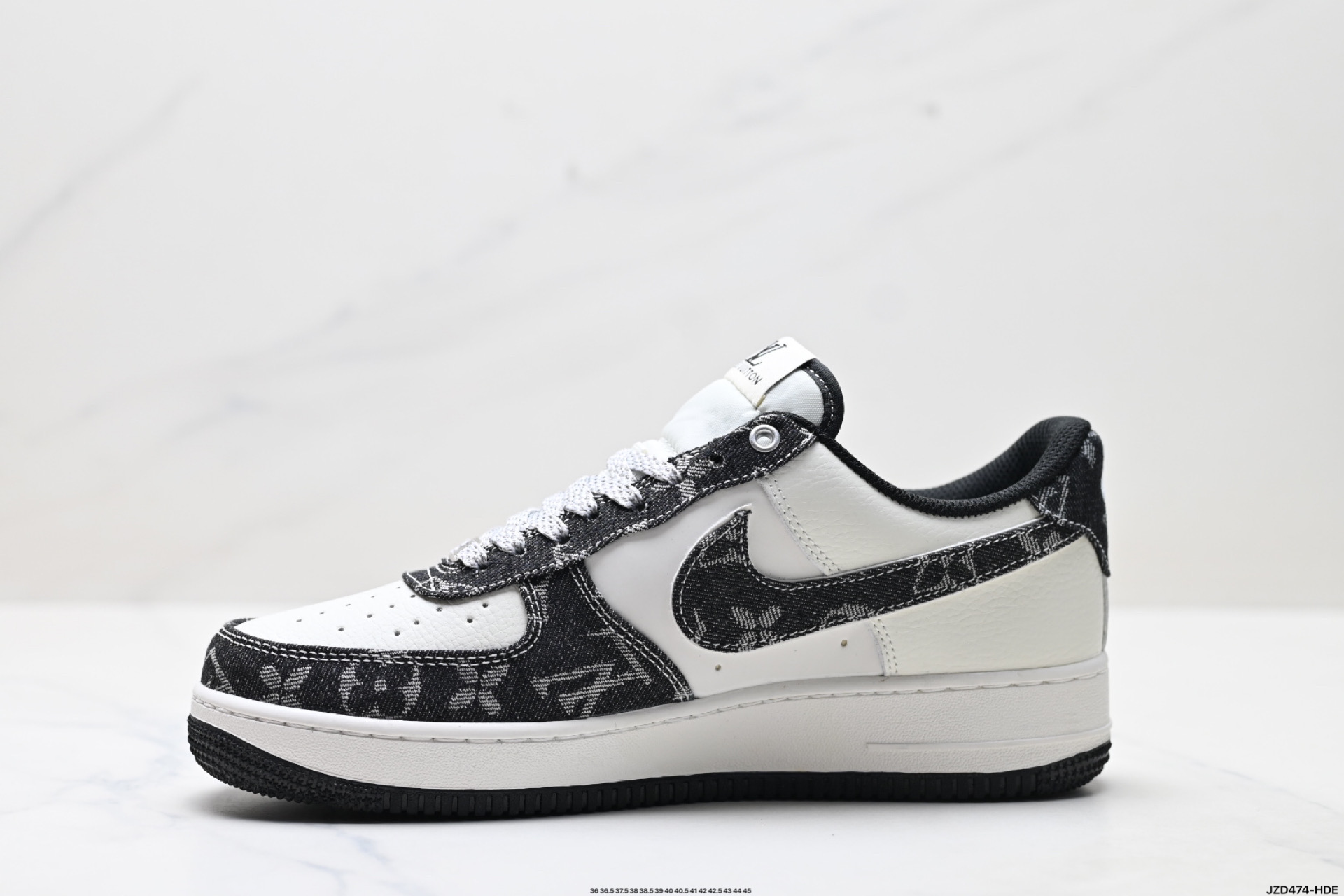 💰160
真标✅耐克Nike AIR FORCE 1’07空军一号低帮百搭休闲运动板鞋。柔软、弹性十足的缓震性能和出色的中底设计，横跨复古与现代的外型结合，造就出风靡全球三十多年的Force 1。
货号:YX5066-354
尺码:36 36.5 37.5 38 38.5 39 40 40.5 41 42 42.5 43 44 45
ID:JZD474-HDE