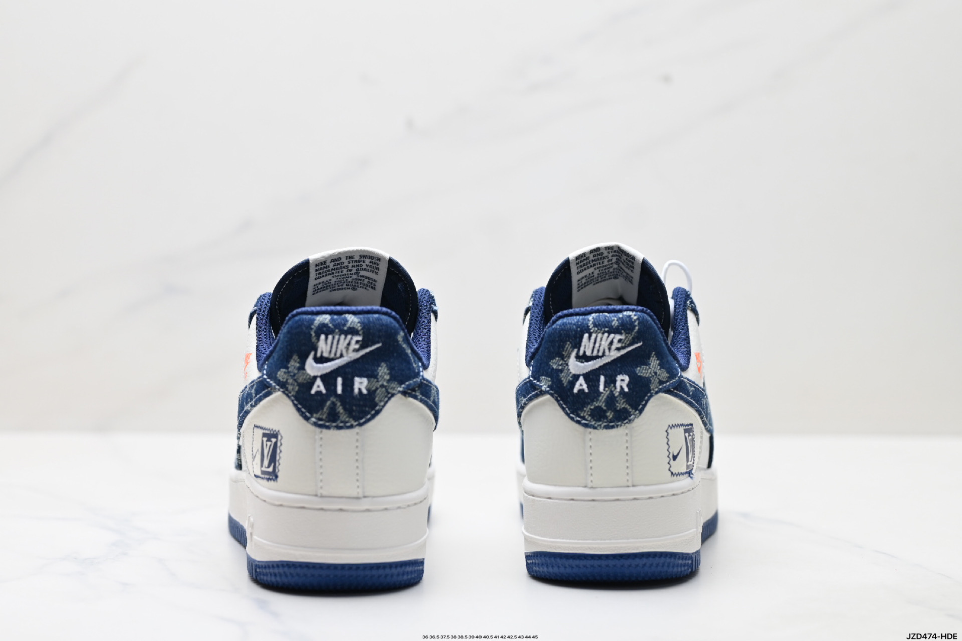 💰160
真标✅耐克Nike AIR FORCE 1’07空军一号低帮百搭休闲运动板鞋。柔软、弹性十足的缓震性能和出色的中底设计，横跨复古与现代的外型结合，造就出风靡全球三十多年的Force 1。
货号:YX5066-354
尺码:36 36.5 37.5 38 38.5 39 40 40.5 41 42 42.5 43 44 45
ID:JZD474-HDE