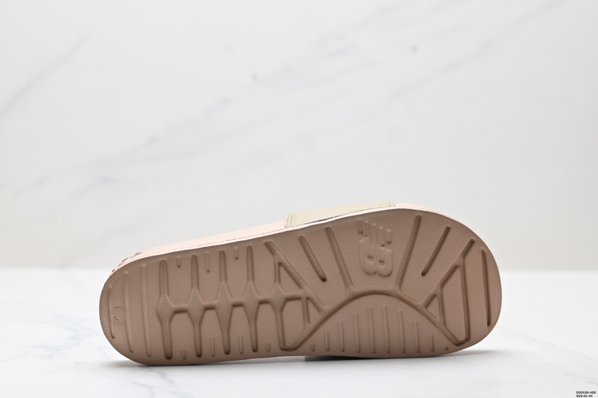 80 Noritake/则武 x New Balance NB 200 联名款 新百伦 软底舒适一字拖鞋 SMF200NW