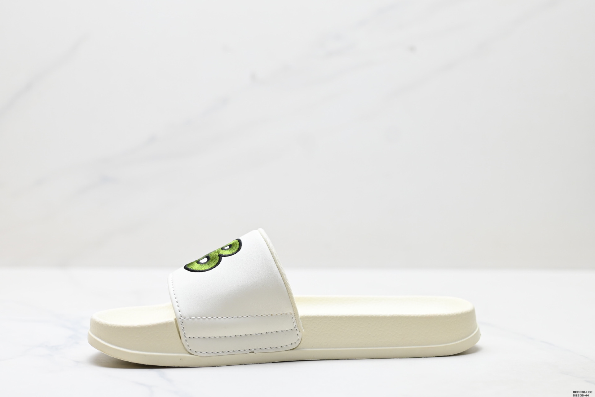 80 New Balance NB 1101系列 新百伦 软底舒适一字拖鞋 SD1101JHT-270