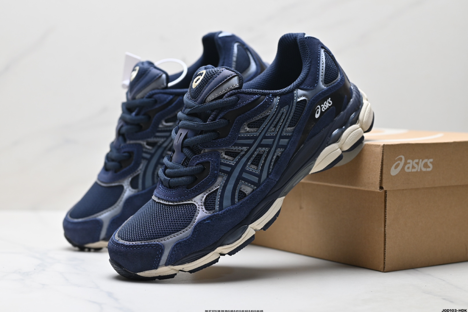 190 ASICS GEL-N亚瑟士 透气网眼鞋面 配合部分合成革材质 采用全新AHAR+橡胶材质 更加耐磨 1203A383-401