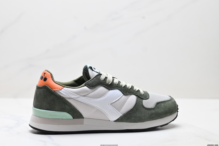 Diadora Camaro: Retro-Inspired Low-Top Sneakers for Comfort & Durability 1 Diadora Camaro: Retro-Inspired Low-Top Sneakers for Comfort & Durability