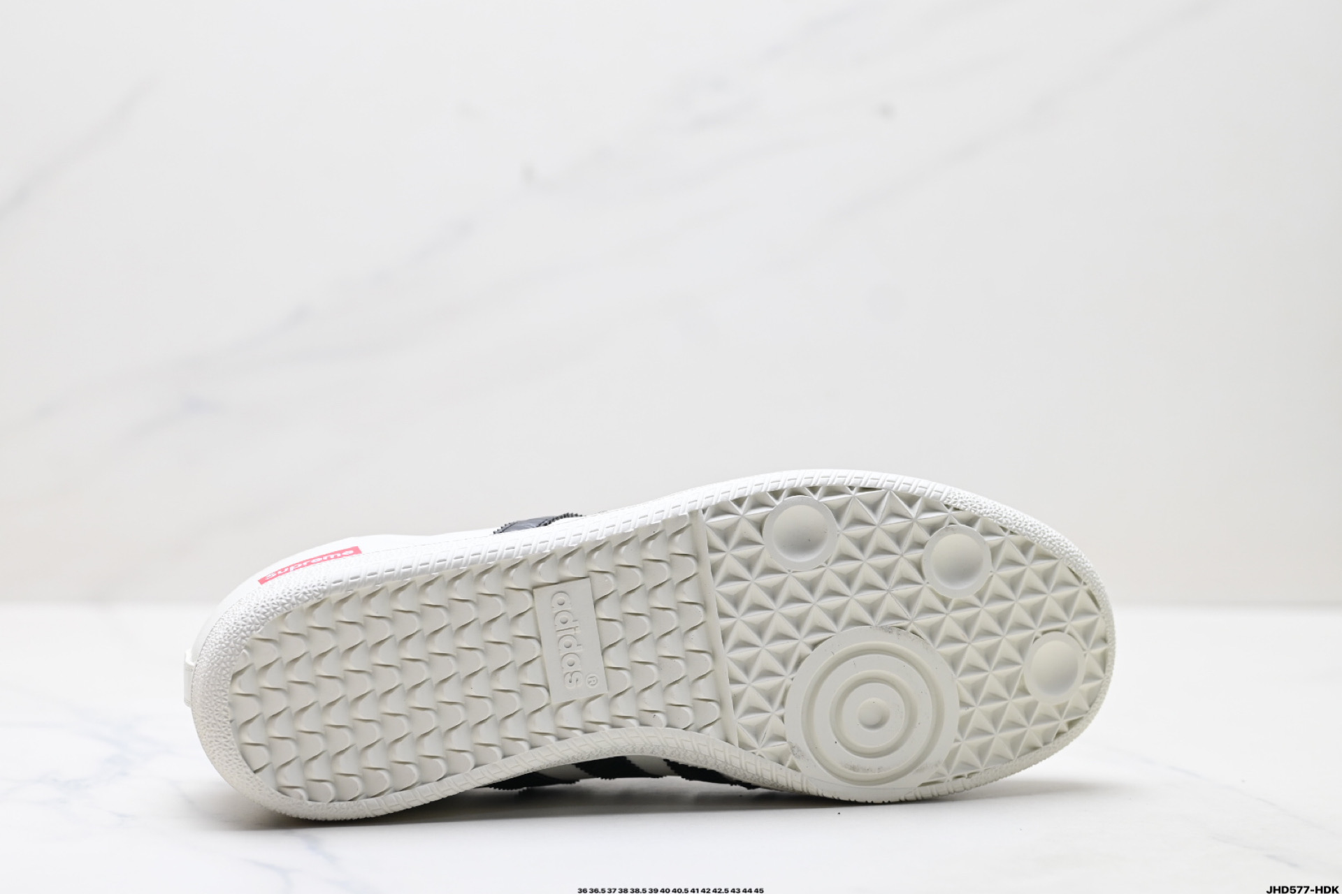 200 Adidas Originals Samba OG ‘DIY’桑巴舞系列 阿迪达斯 三叶草绅士德训足球风百搭低帮休闲运动板鞋 GJ75807