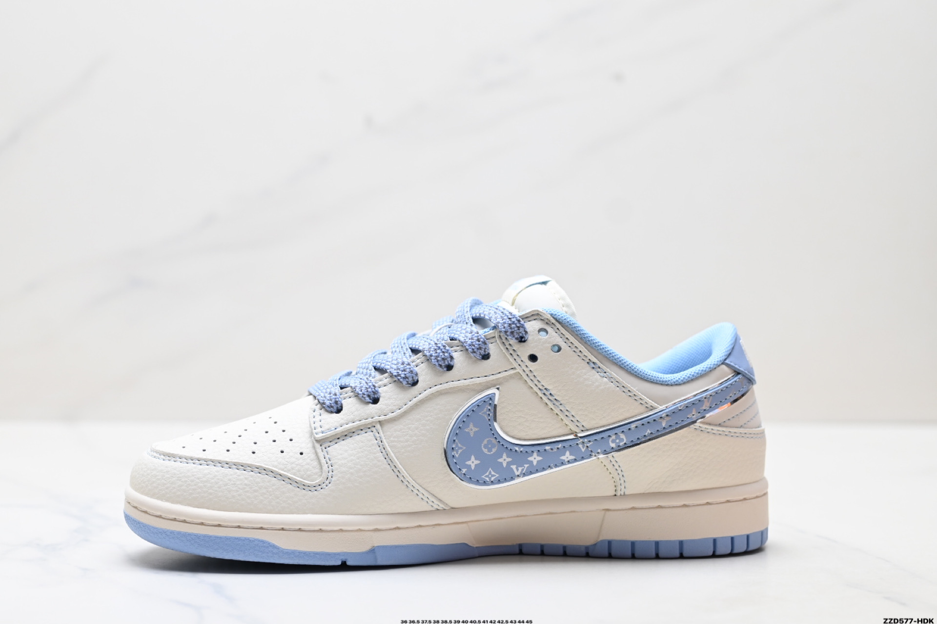 260 Nike Dunk Low Retro ‘DIY高端定制’耐克 低帮休闲运动板鞋 JY6988-109-Chinese UA Cheap High Quatity Brand Clothes Bags handbags Sneakers wholesale wholesaler seller from China Factory suppliers Fashion Clothing Shoes best Quality Beautiful Price 260 Nike Dunk Low Retro ‘DIY高端定制’耐克 低帮休闲运动板鞋 JY6988-109