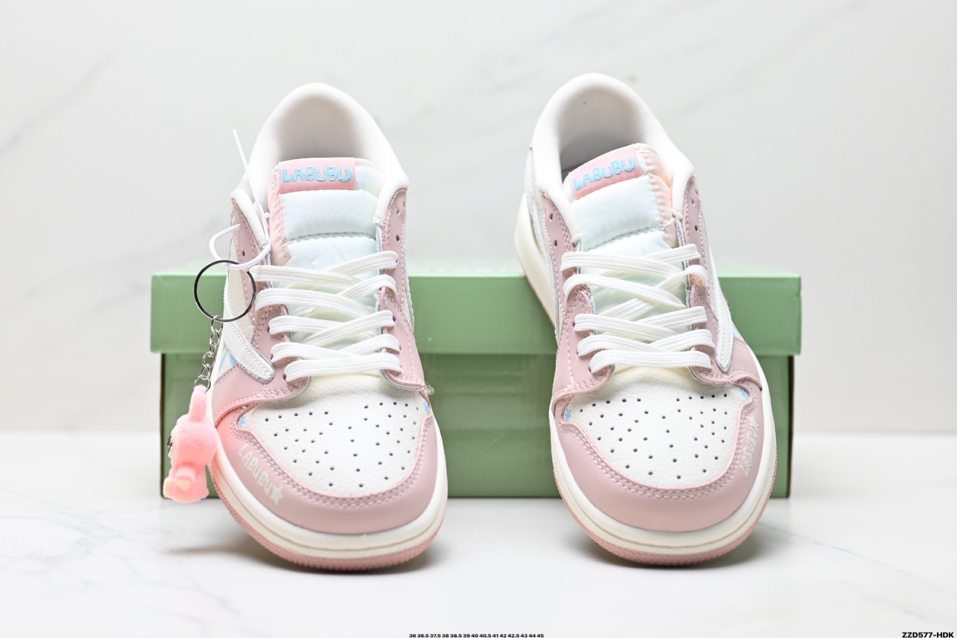 260 Nike Air Jordan 1 x Travis Scott AJ1倒勾 乔一倒钩 ‘DIY’定制 耐克 低帮文化篮球鞋 XB1979-011