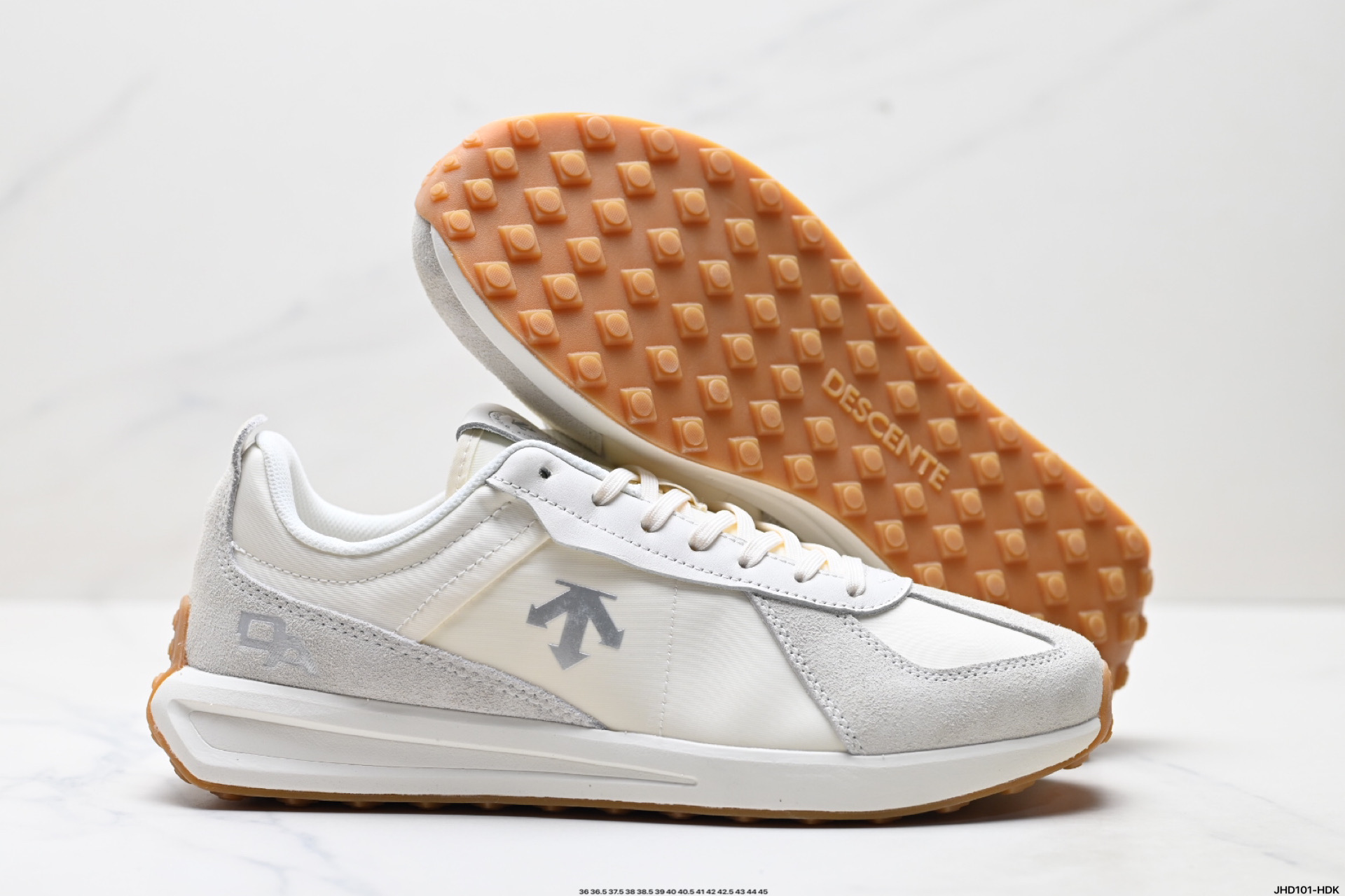 200 DESCENTE迪桑特CHRON系列男女同款TRAINER运动休闲鞋夏季 D5231LSN15