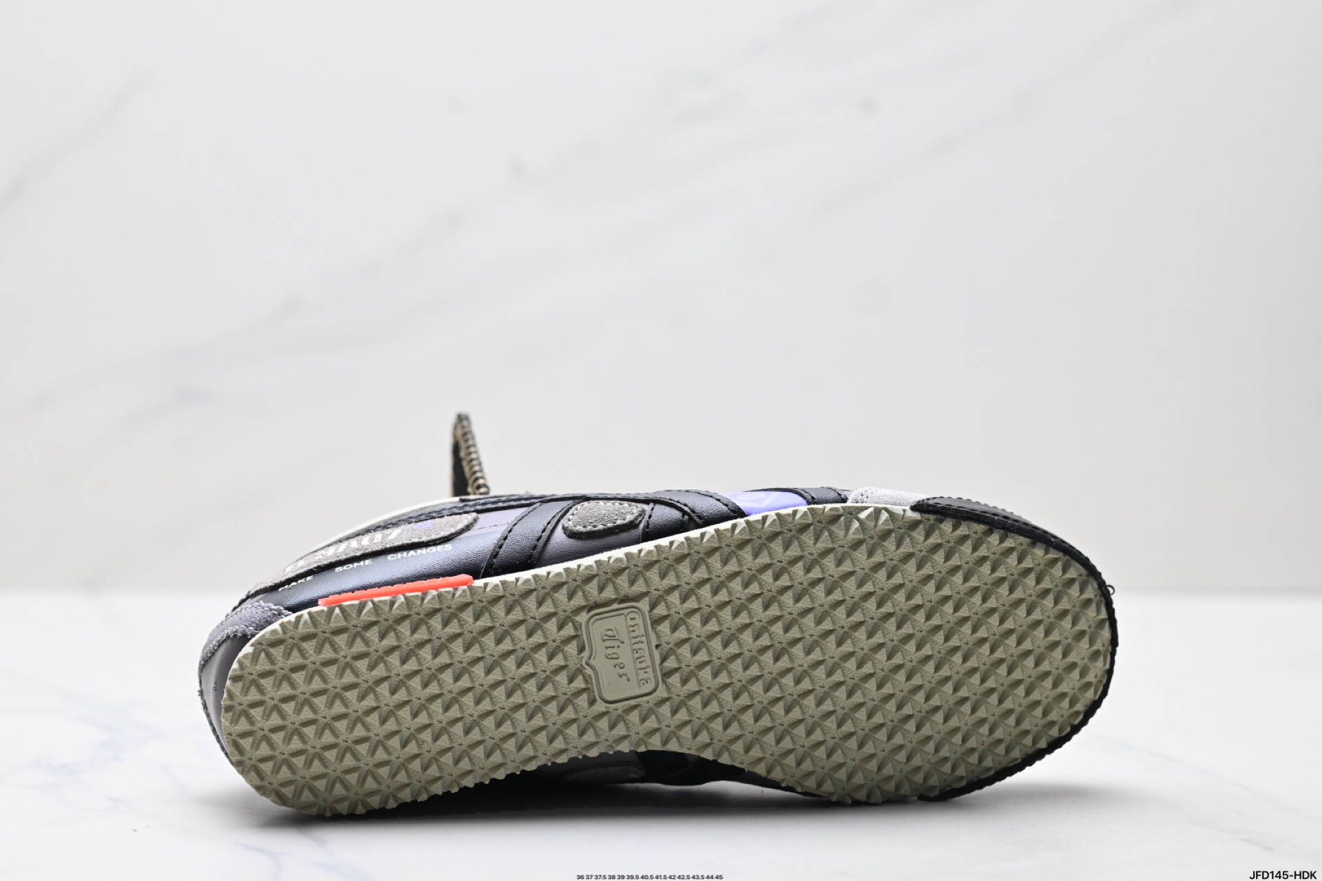 180 Onitsuka Tiger NIPPON MADE 鬼冢虎手工鞋系列 1183C102-200