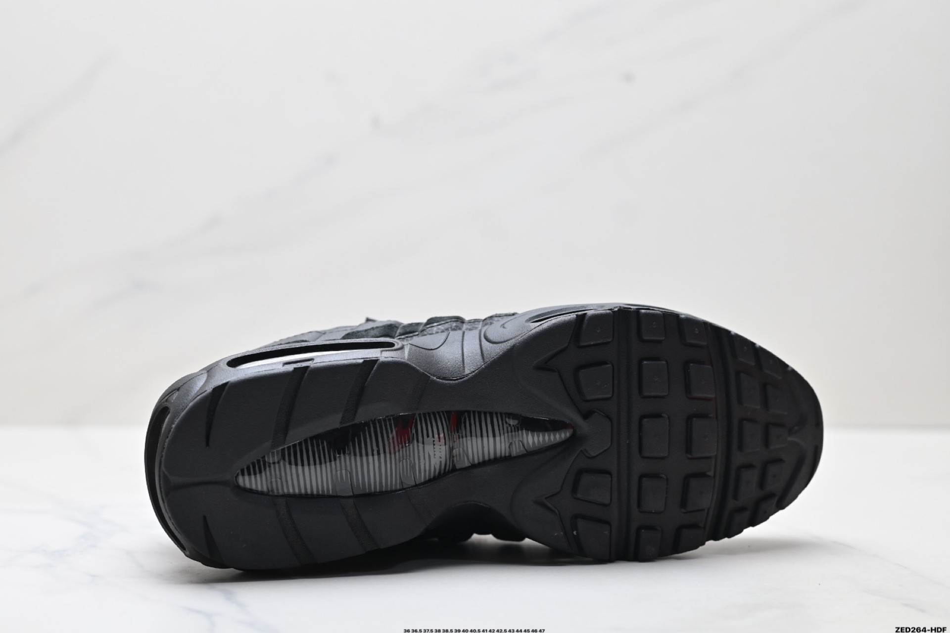 270 NIKE AIR MAX 95 SP 耐克 气垫复古慢跑百搭鞋休闲运动鞋 CI3705-001