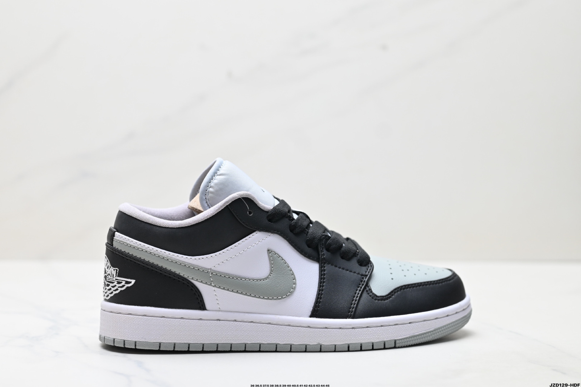 🈴💰150
真标✅Nike Air Jordan 1 Low
AJ1乔1低帮休闲板鞋 同步官方配色 
官方货号:553558-039
Size:36 36.5 37.5 38 38.5 39 40 40.5 41 42 42.5 43 44 45
ID:JZD129-HDF