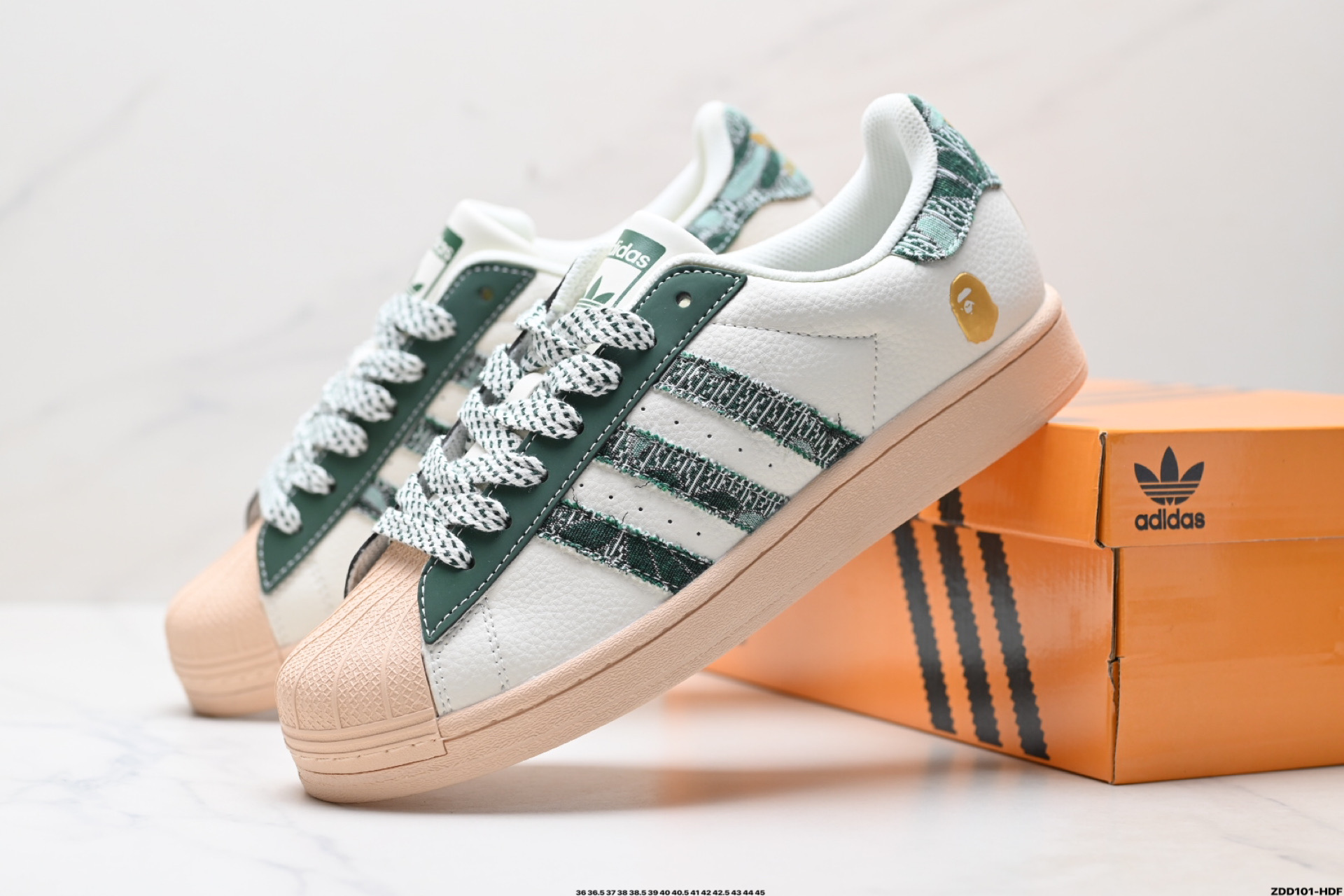240 Adidas Originals Superstar 阿迪达斯 三叶草 贝壳头’DIY’系列低帮经典百搭休闲运动板鞋 HS3087