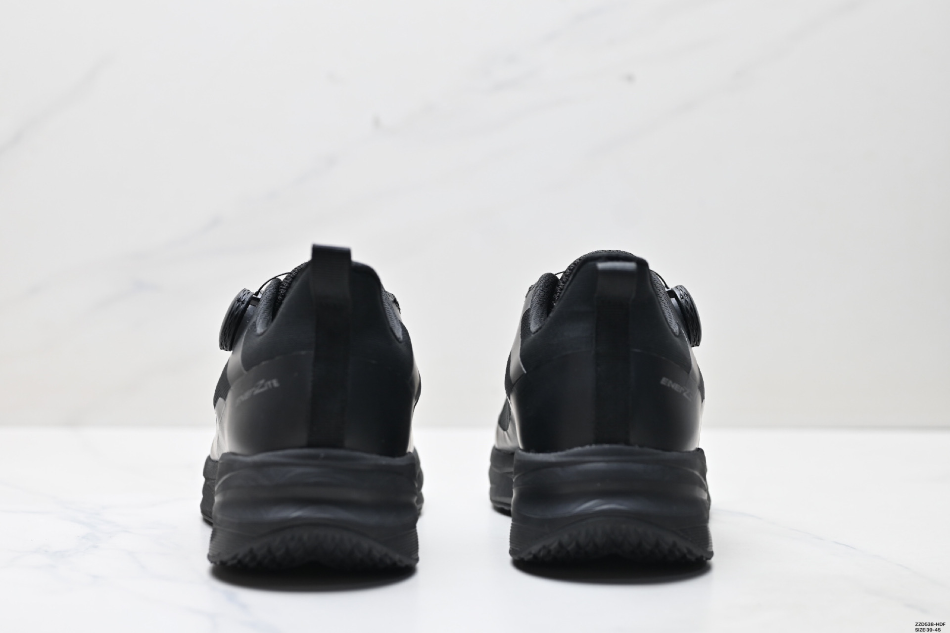 260 迪桑特DESCENTE LAVITATE WIRE 3.0 舒适百搭防滑耐磨 低帮 休闲跑步鞋 D5232RRN07