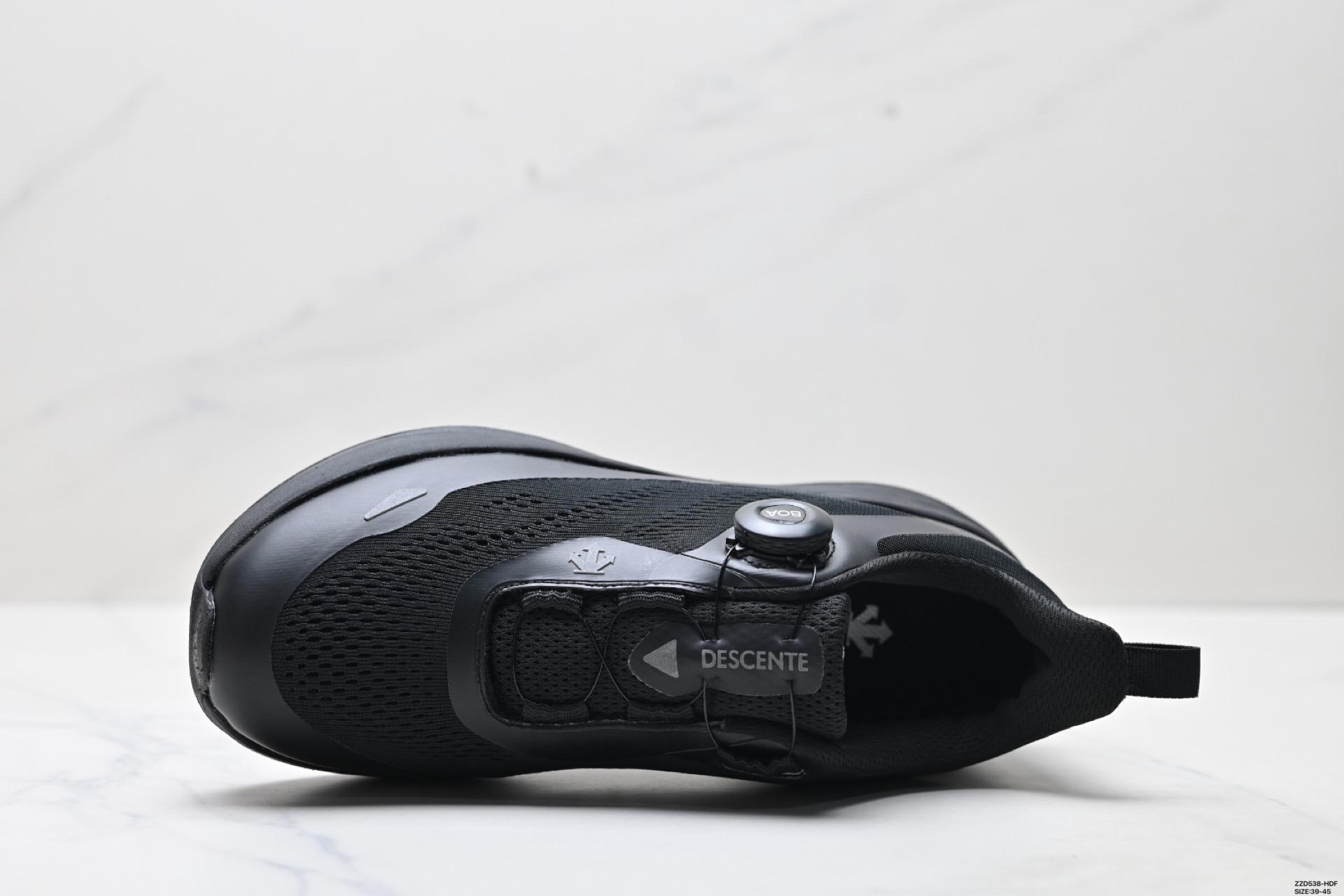 260 迪桑特DESCENTE LAVITATE WIRE 3.0 舒适百搭防滑耐磨 低帮 休闲跑步鞋 D5232RRN07