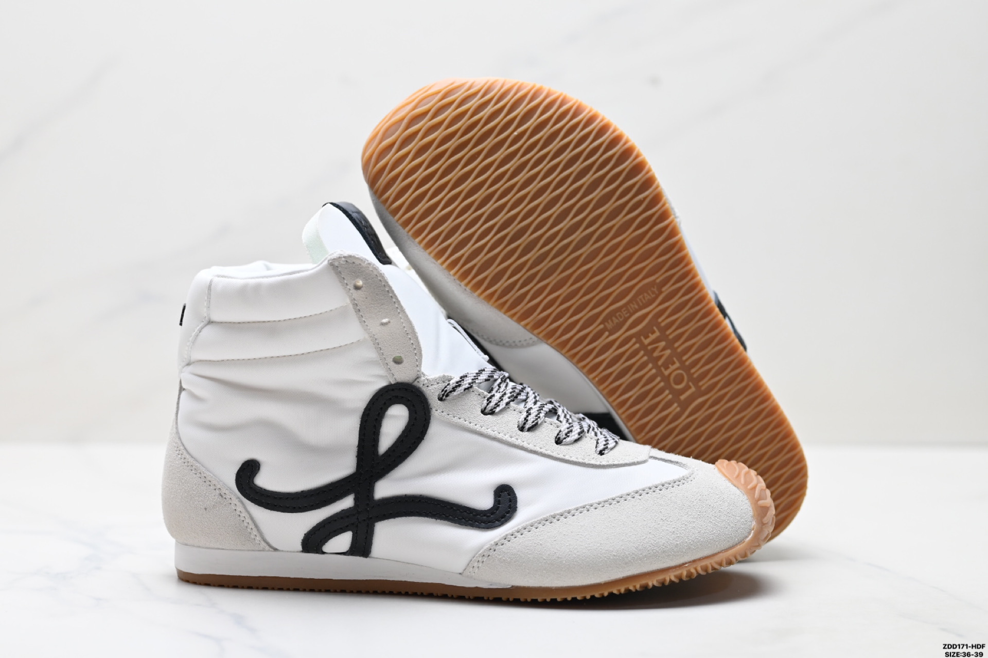 240 Loewe Ballet Runner 2.0系列罗意威 高帮 阿甘复古风德训薄底百搭休闲运动鞋