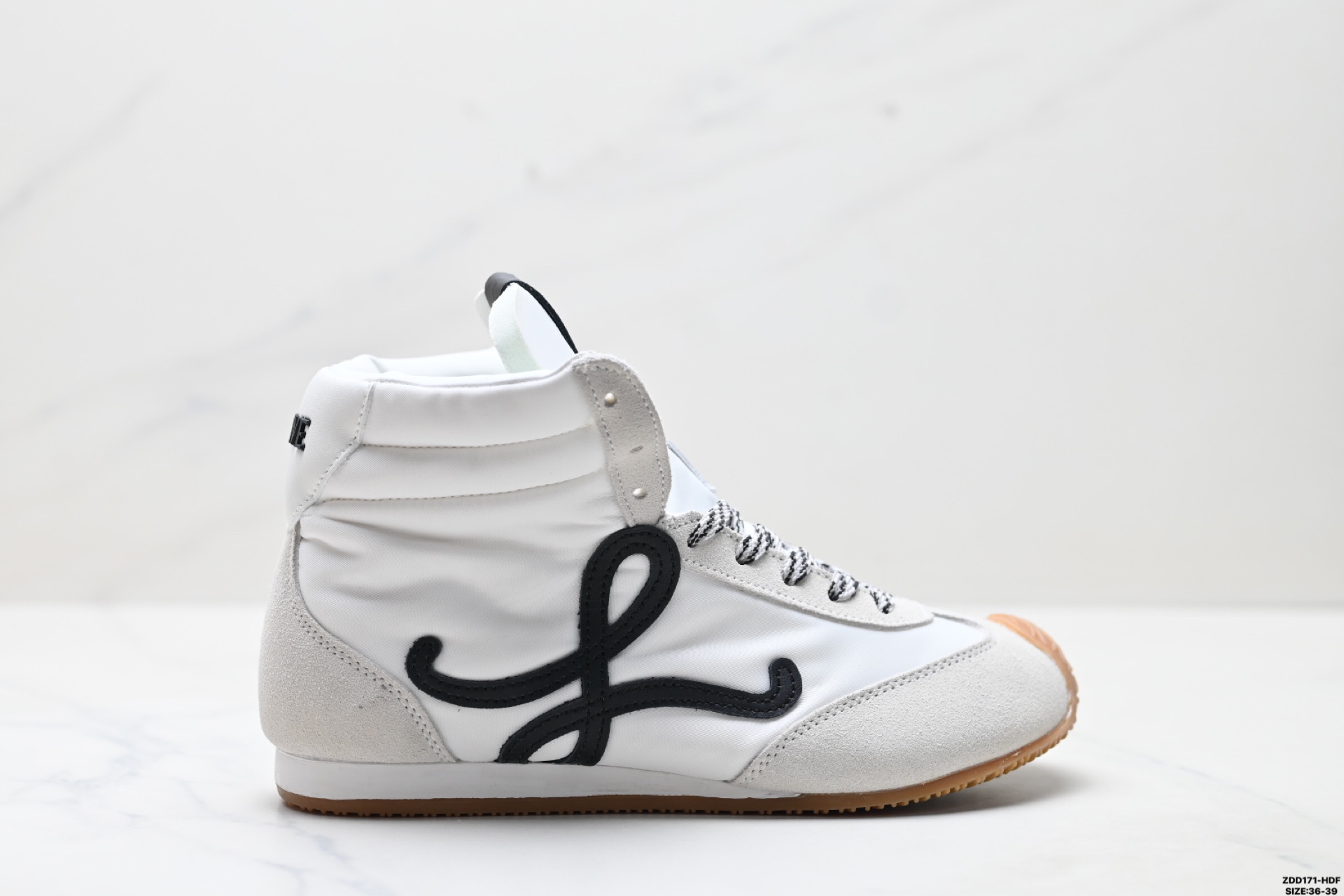 240 Loewe Ballet Runner 2.0系列罗意威 高帮 阿甘复古风德训薄底百搭休闲运动鞋