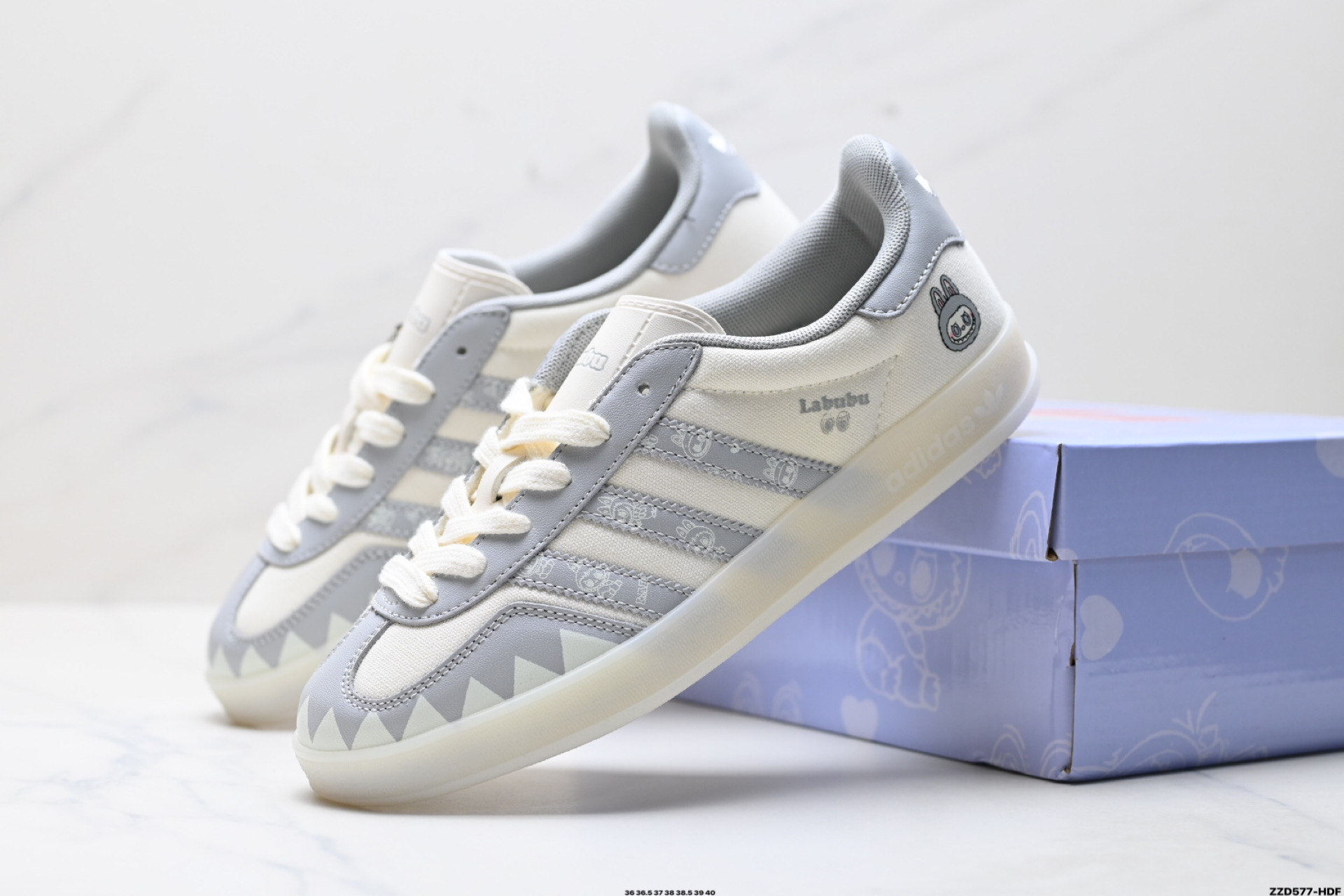 260 Adidas Originals Gazelle indoor ‘DIY‘定制 系列 阿迪达斯 三叶草绅士德训足球风百搭低帮休闲运动板鞋 DM1234-015