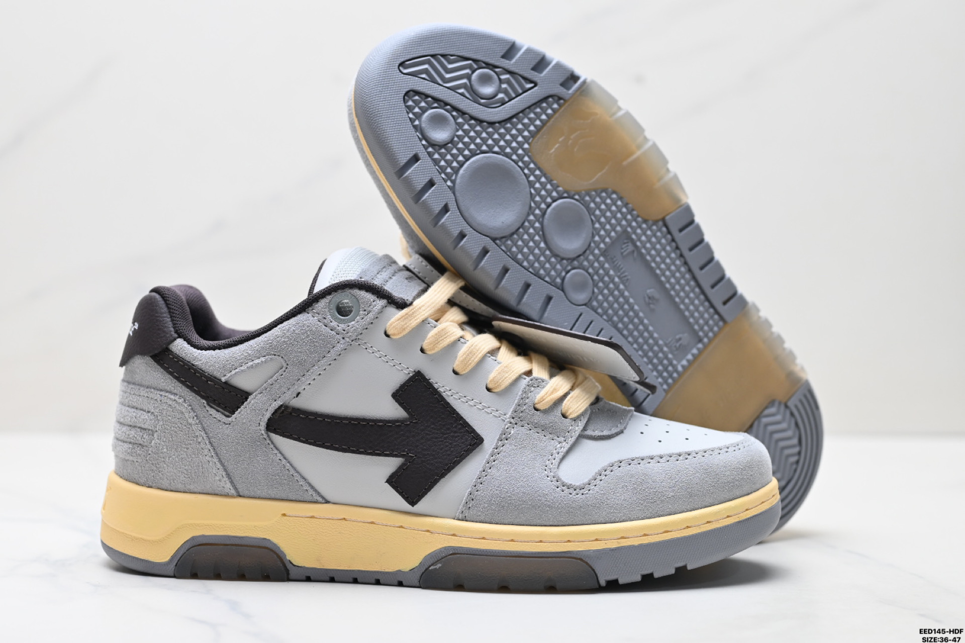 390 OFF-WHITE 绒面革 皮革 潮流 舒适 耐磨 板鞋