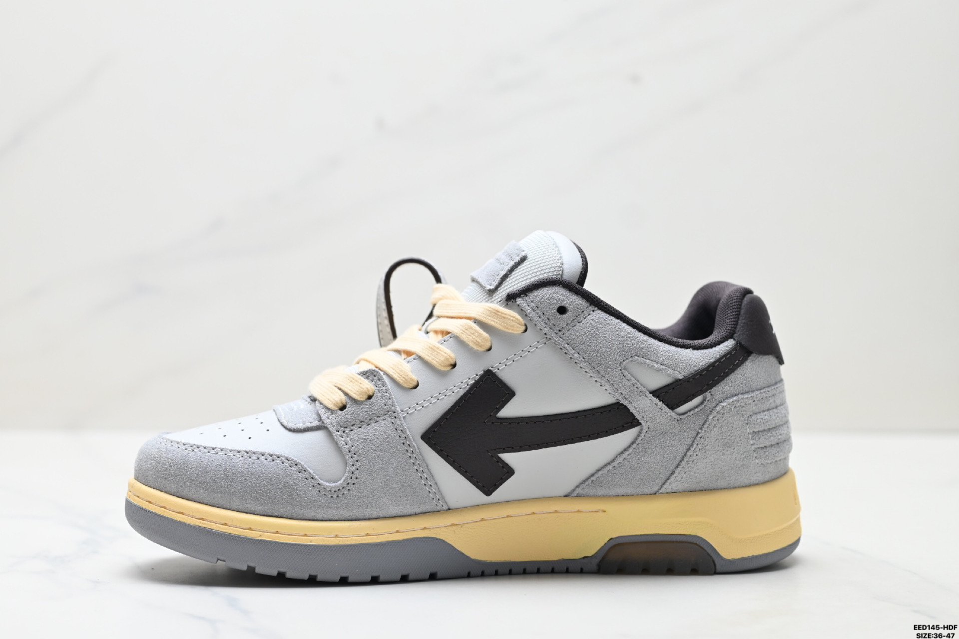 390 OFF-WHITE 绒面革 皮革 潮流 舒适 耐磨 板鞋