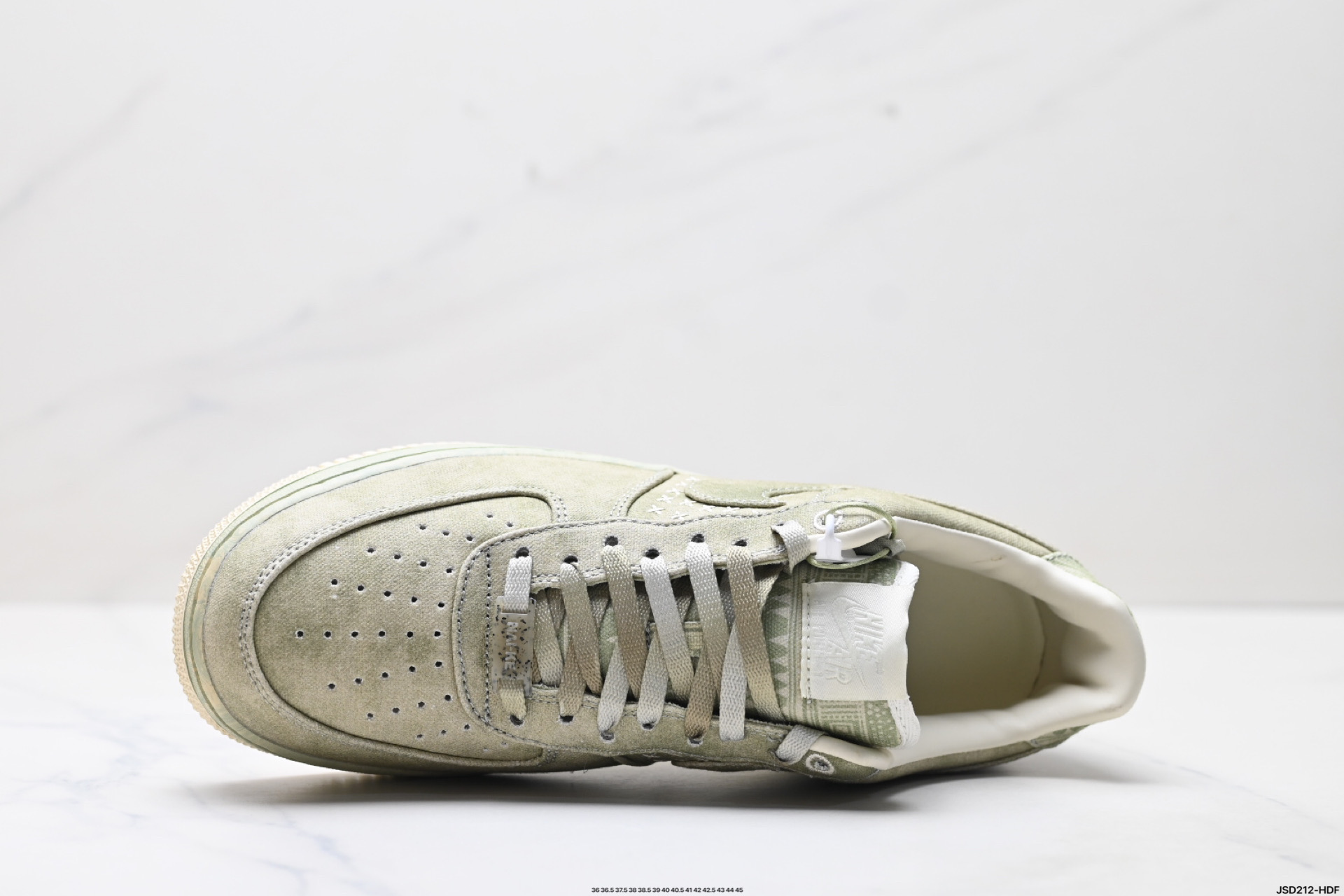 210 NIKE AIR FORCE 1‘07 DV4246-333