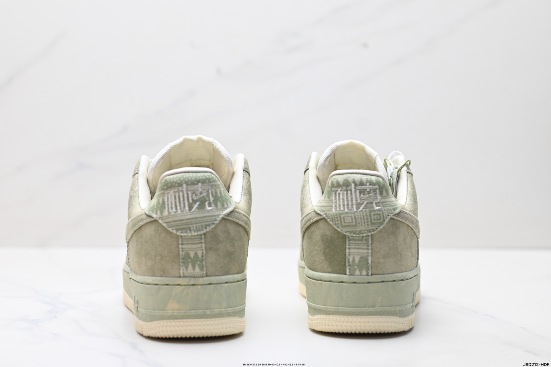 210 NIKE AIR FORCE 1‘07 DV4246-333