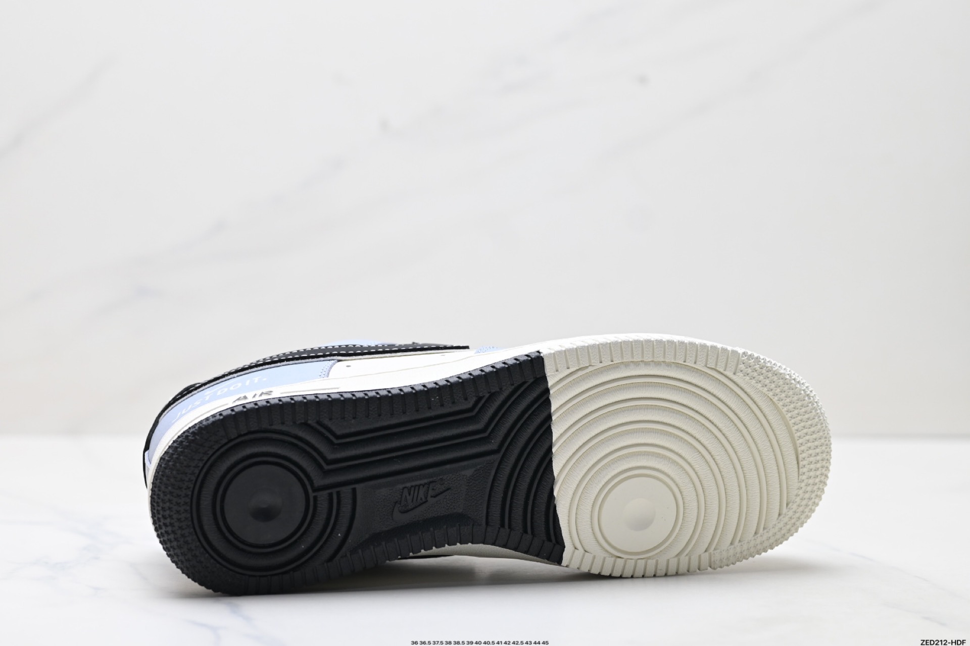 270 NIKE AIR FORCE 1‘07 LV8 CS5288-023