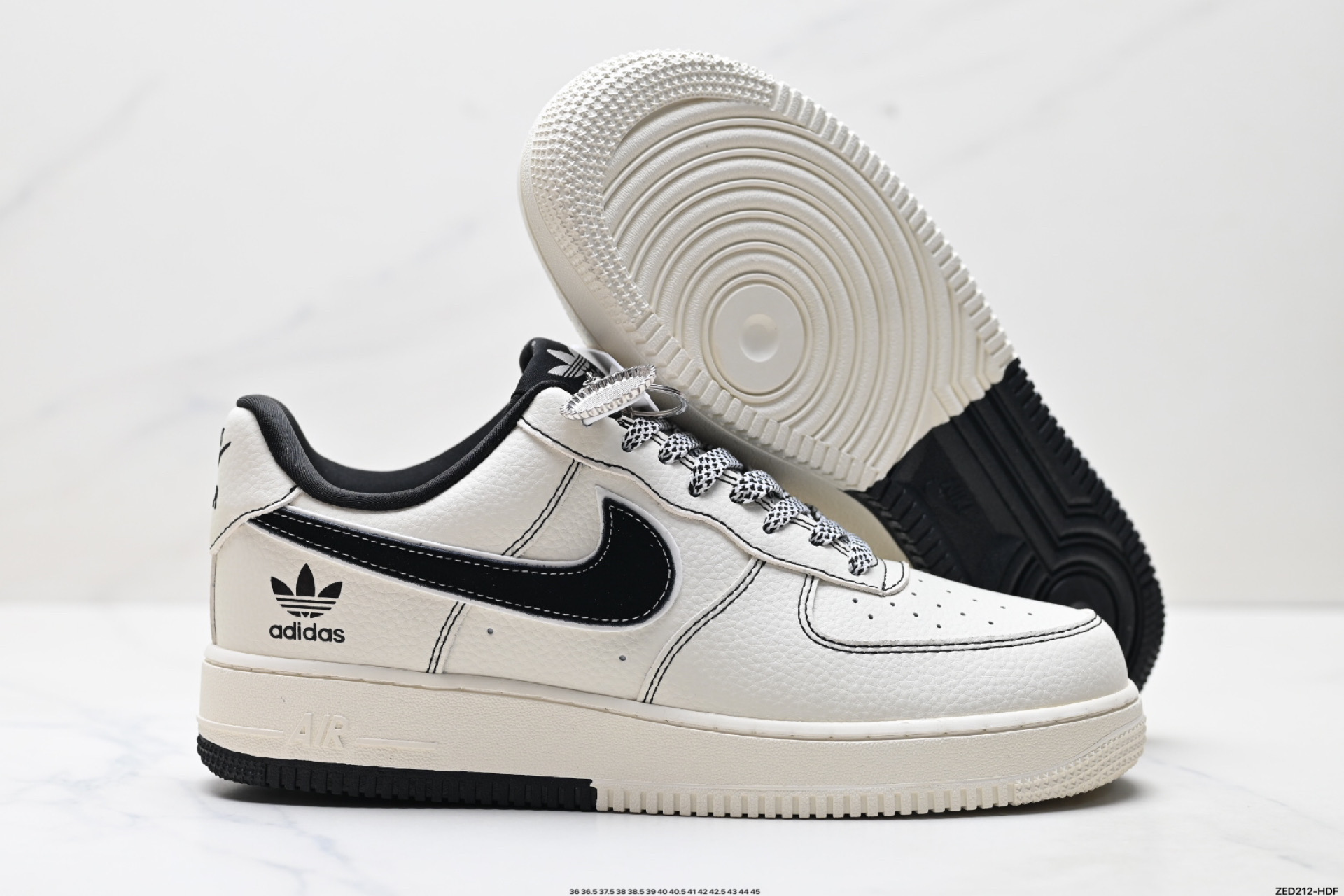 270 NIKE AIR FORCE 1‘07 LV8 KB1688-003