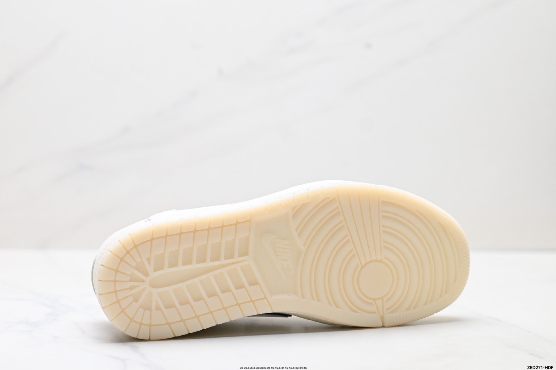 270 Nike Air Jordan 1 x Travis Scott AJ1倒勾 乔一倒钩 ‘DIY’定制 耐克 低帮文化篮球鞋 XX3168-188