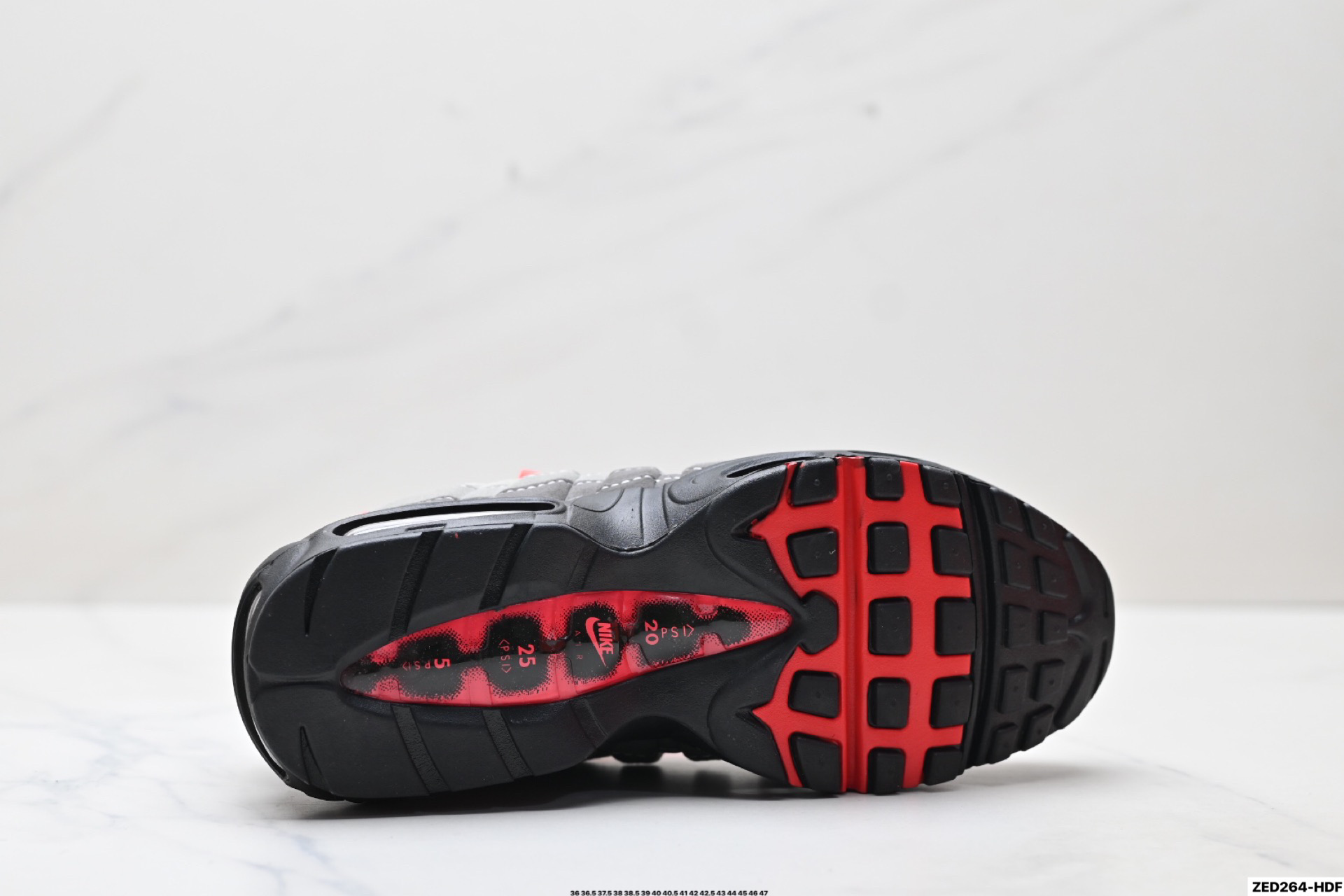 270 NIKE AIR MAX 95 OG 耐克 气垫复古慢跑百搭鞋休闲运动鞋 AT2865-100