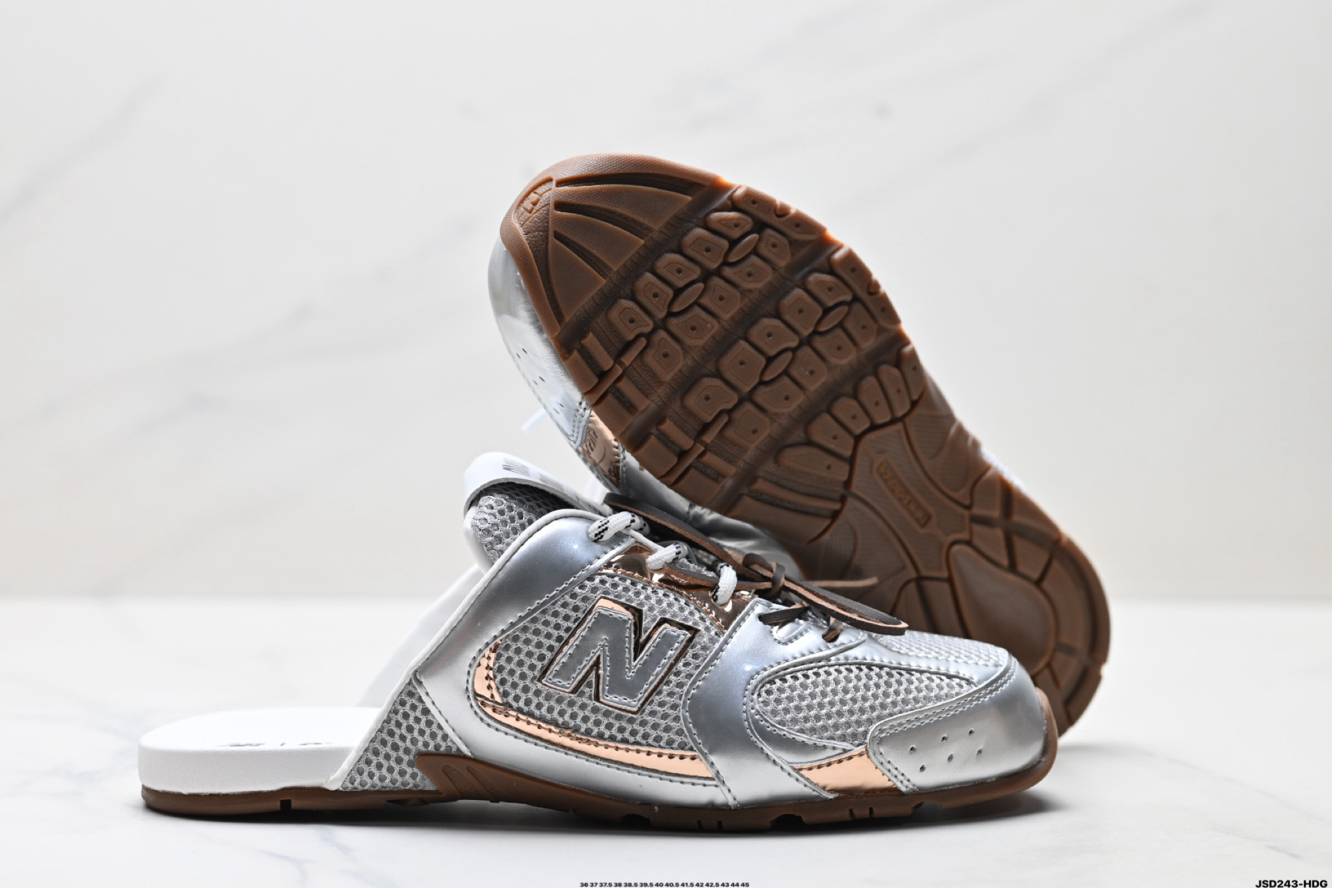 210 MiuMiu x New Balance 530 SL系列低帮经典复古休闲夏季半拖