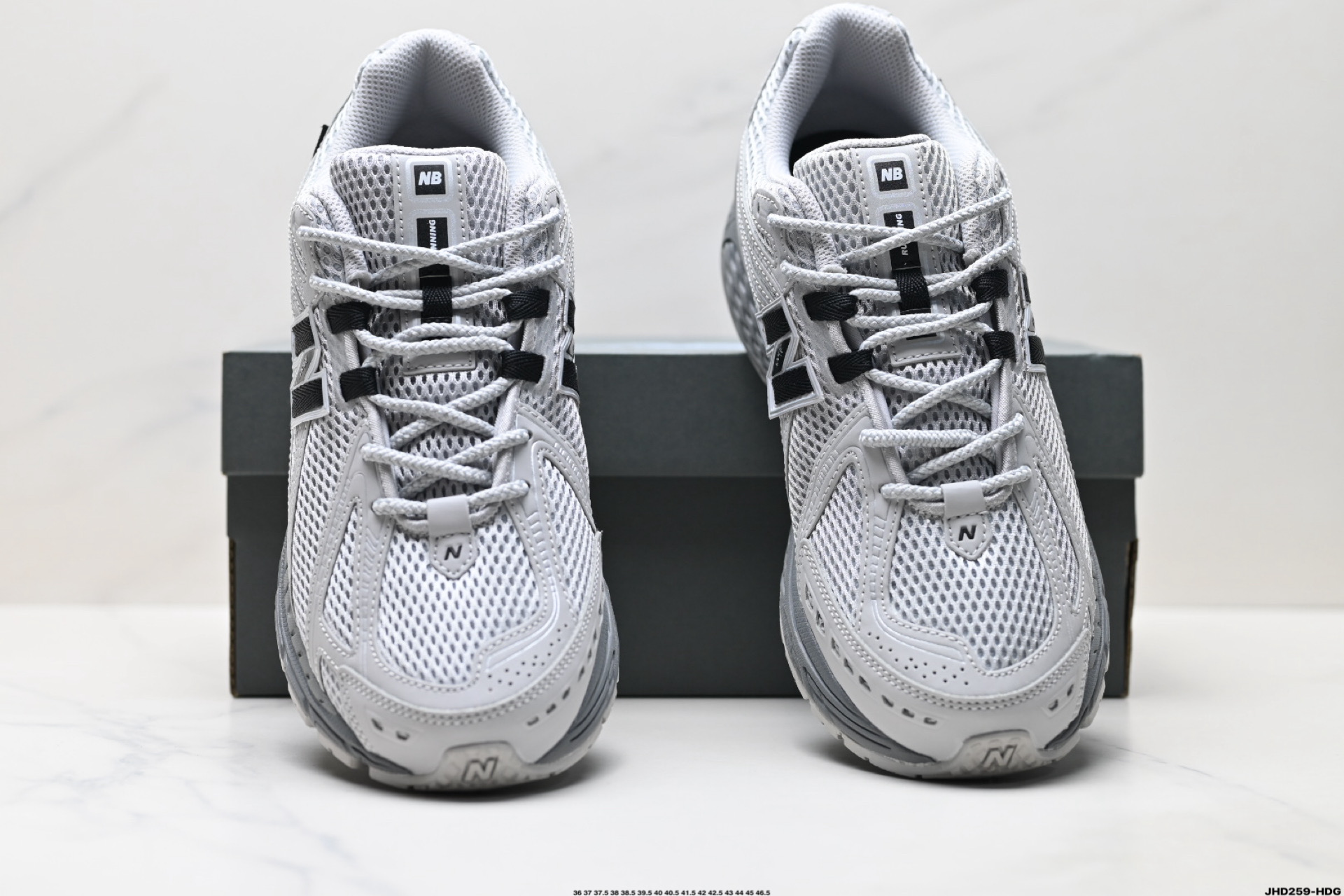 200 New Balance M1906系列 新百伦 复古单品宝藏老爹鞋款 U1906ROA