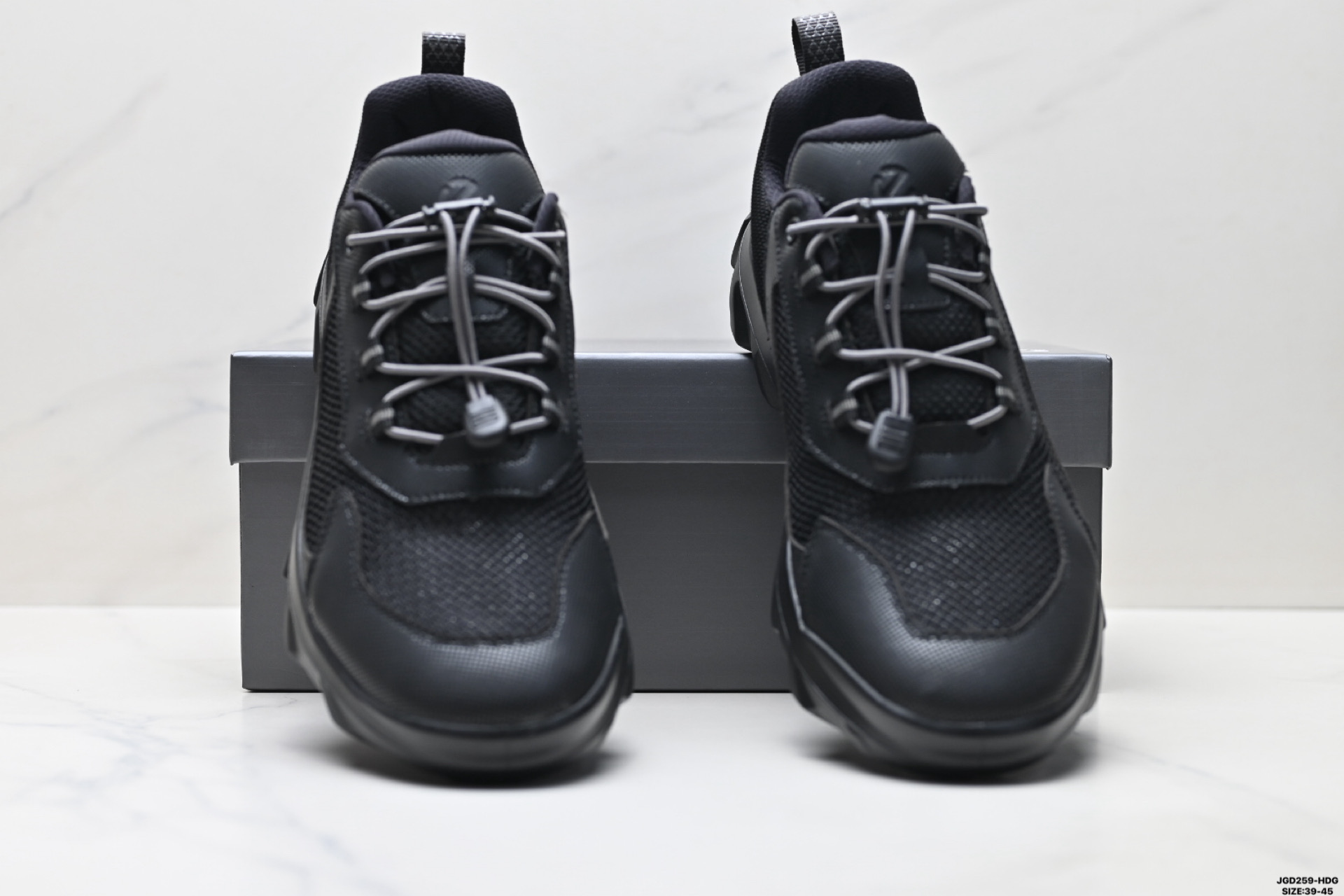 190 Ecco爱步 BIOM MX系列 牛皮 简约舒适 低帮 登山鞋