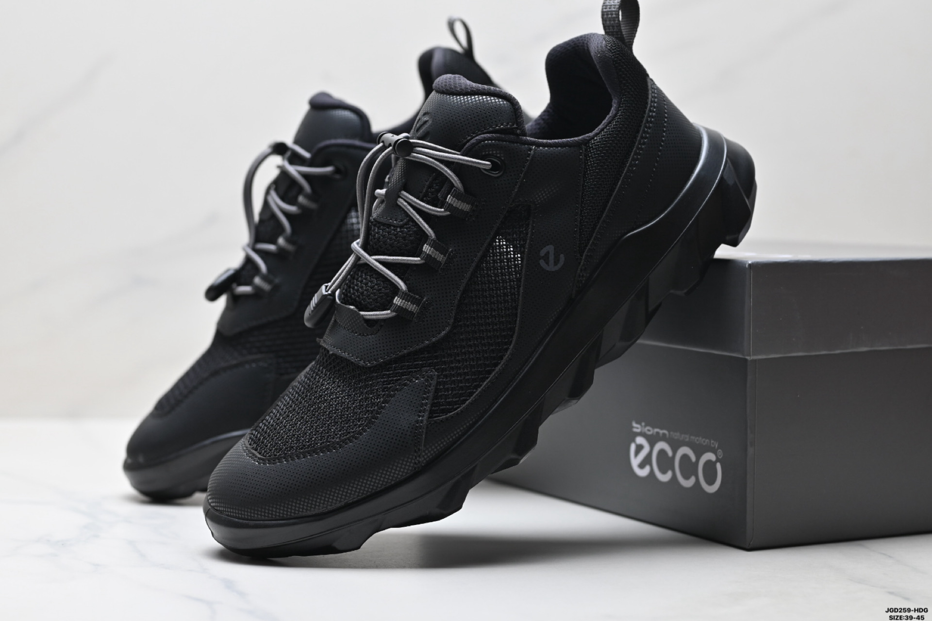 190 Ecco爱步 BIOM MX系列 牛皮 简约舒适 低帮 登山鞋