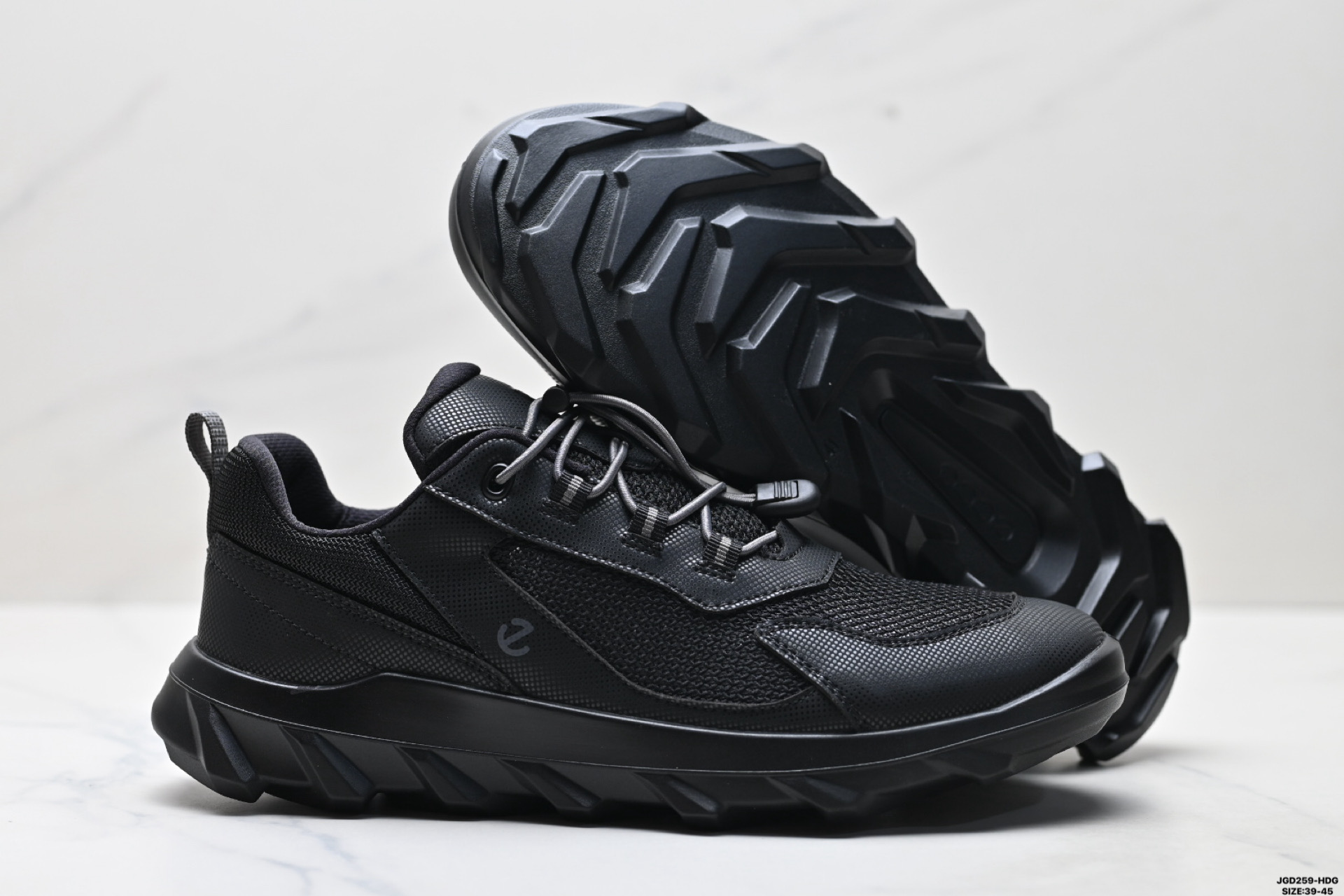 190 Ecco爱步 BIOM MX系列 牛皮 简约舒适 低帮 登山鞋