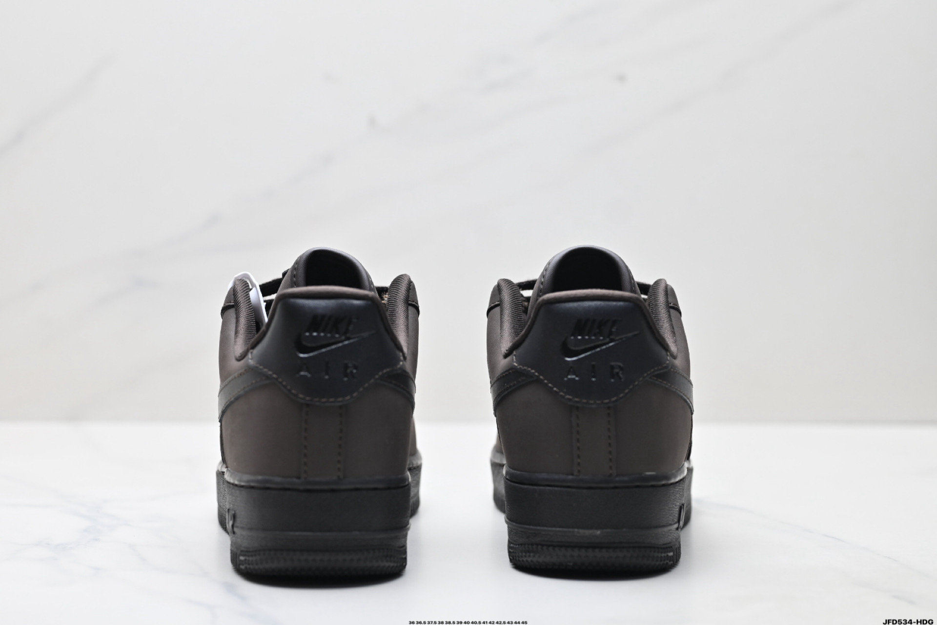 180 NIKE AIR FORCE 1‘07 DR9503-200