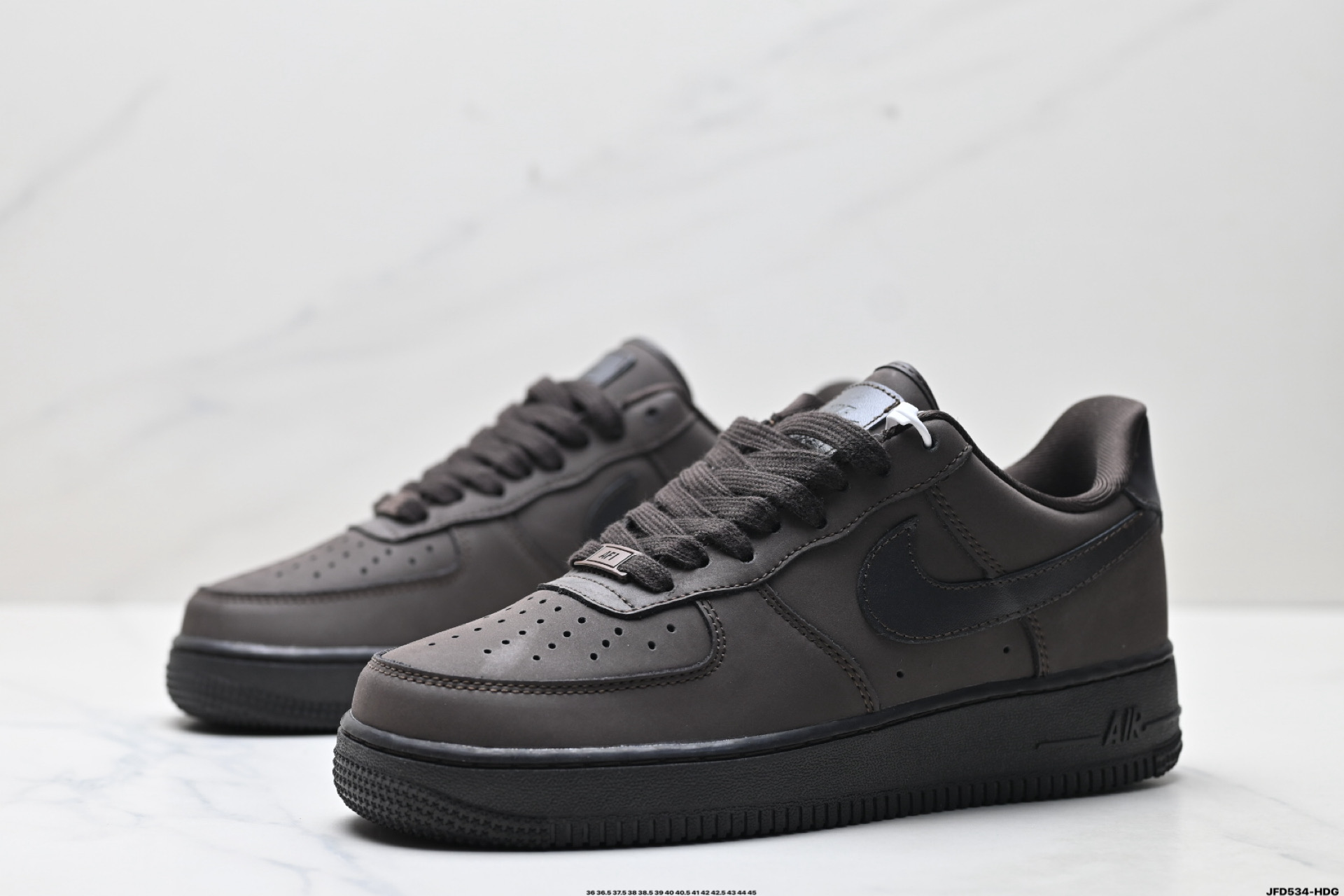 180 NIKE AIR FORCE 1‘07 DR9503-200