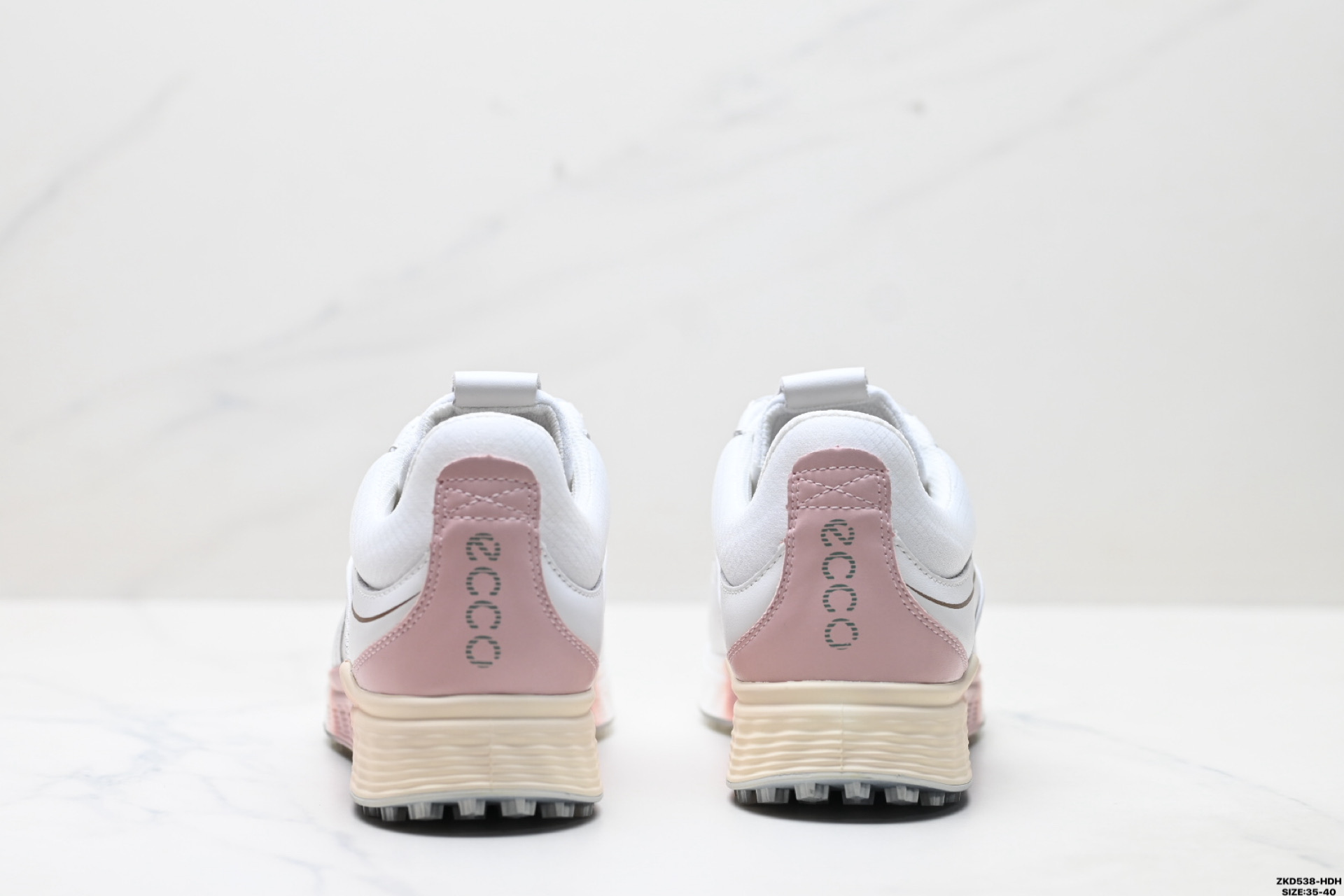 280 ECCO爱步 GOLF S-Three 拼接鞋面 网面透气 轻便 城市休闲健步鞋 102973-606-Chinese UA Cheap High Quatity Brand Clothes Bags handbags Sneakers wholesale wholesaler seller from China Factory suppliers Fashion Clothing Shoes best Quality Beautiful Price 280 ECCO爱步 GOLF S-Three 拼接鞋面 网面透气 轻便 城市休闲健步鞋 102973-606