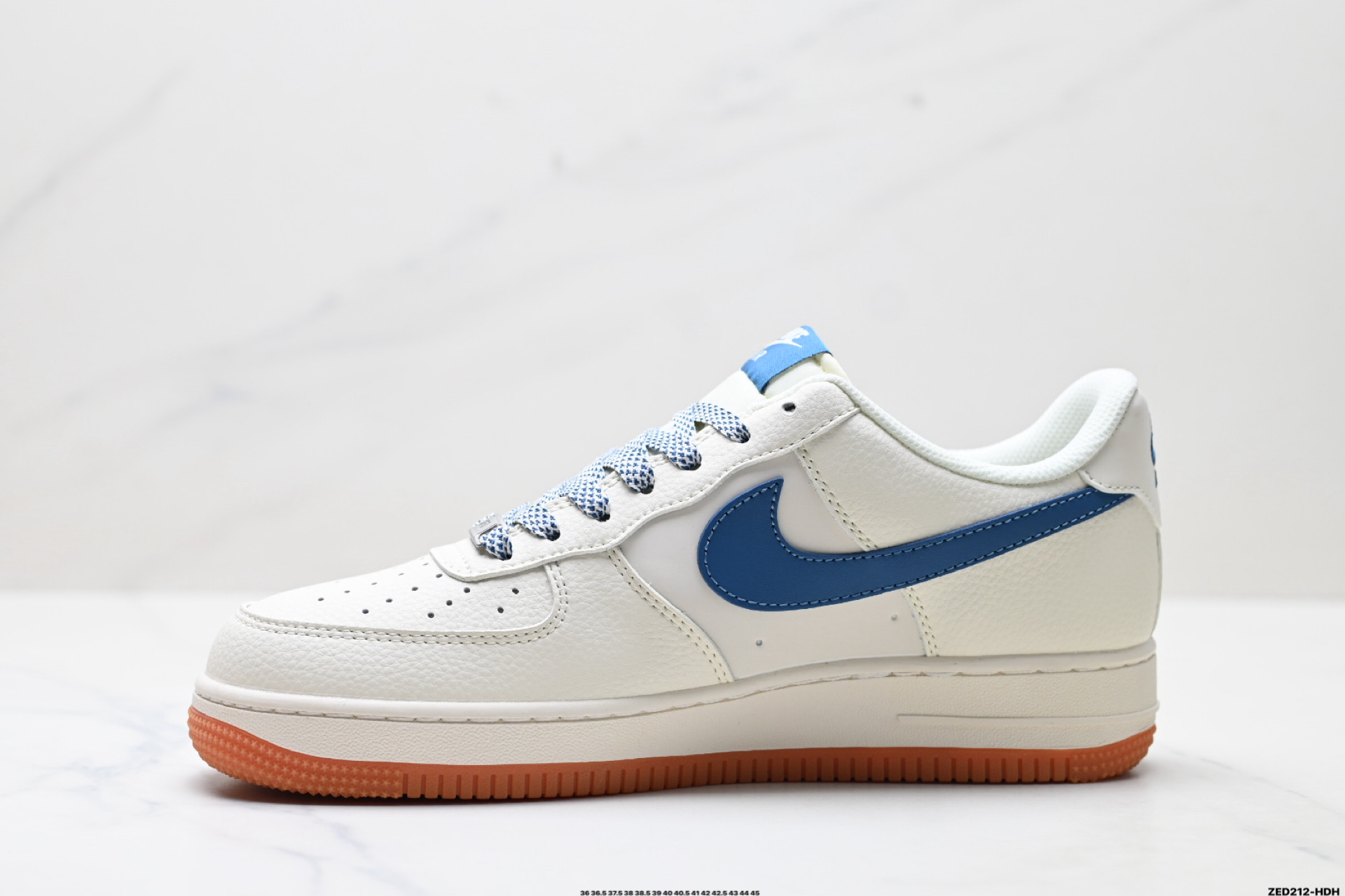 270 NIKE AIR FORCE 1‘07 LV8 QW5836-001