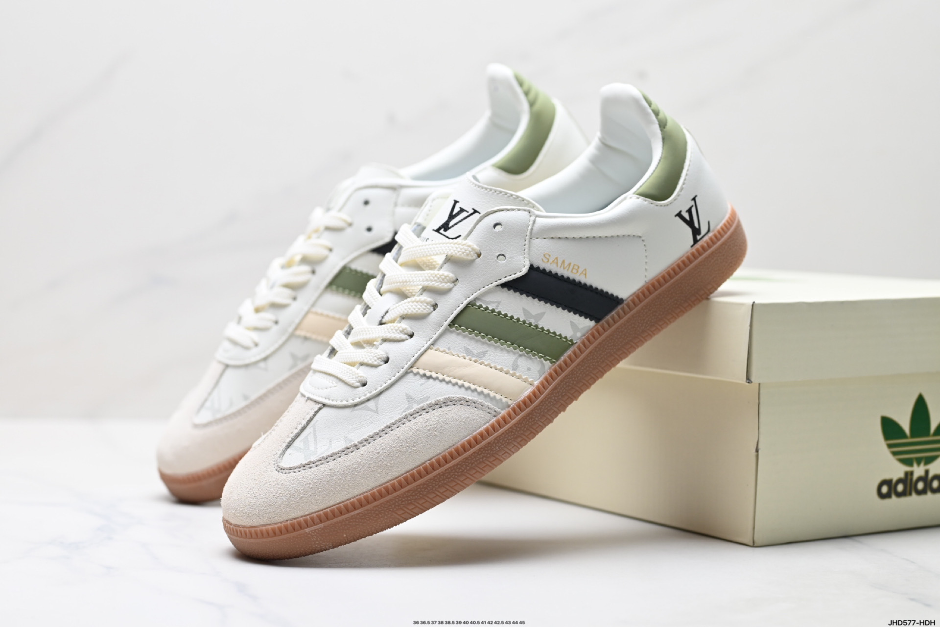 200 Adidas Originals Samba OG ‘DIY’桑巴舞系列 阿迪达斯 三叶草绅士德训足球风百搭低帮休闲运动板鞋 GJ75809