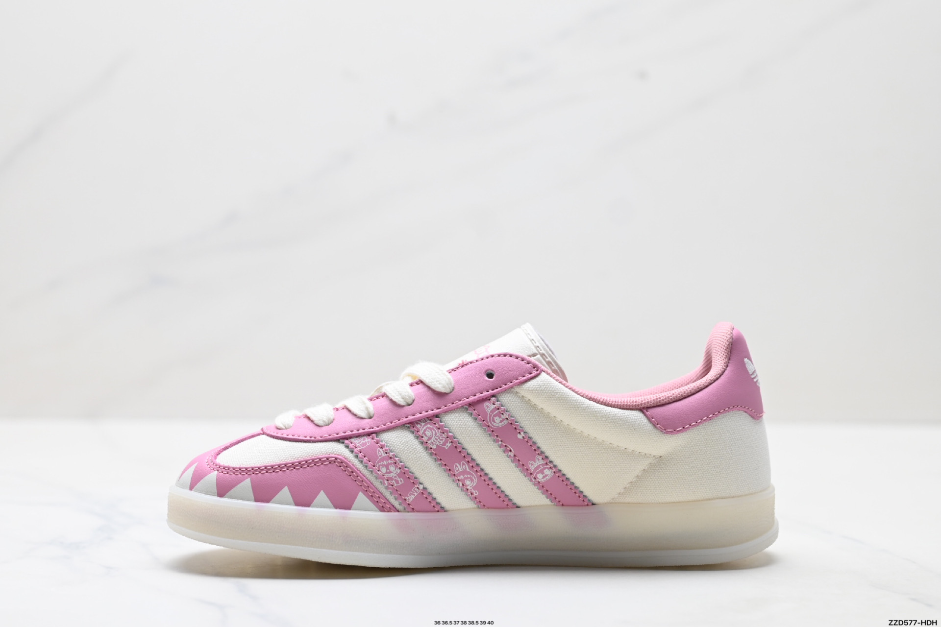 260 Adidas Originals Gazelle indoor ‘DIY‘定制 系列 阿迪达斯 三叶草绅士德训足球风百搭低帮休闲运动板鞋 DM1234-017-Chinese UA Cheap High Quatity Brand Clothes Bags handbags Sneakers wholesale wholesaler seller from China Factory suppliers Fashion Clothing Shoes best Quality Beautiful Price 260 Adidas Originals Gazelle indoor ‘DIY‘定制 系列 阿迪达斯 三叶草绅士德训足球风百搭低帮休闲运动板鞋 DM1234-017