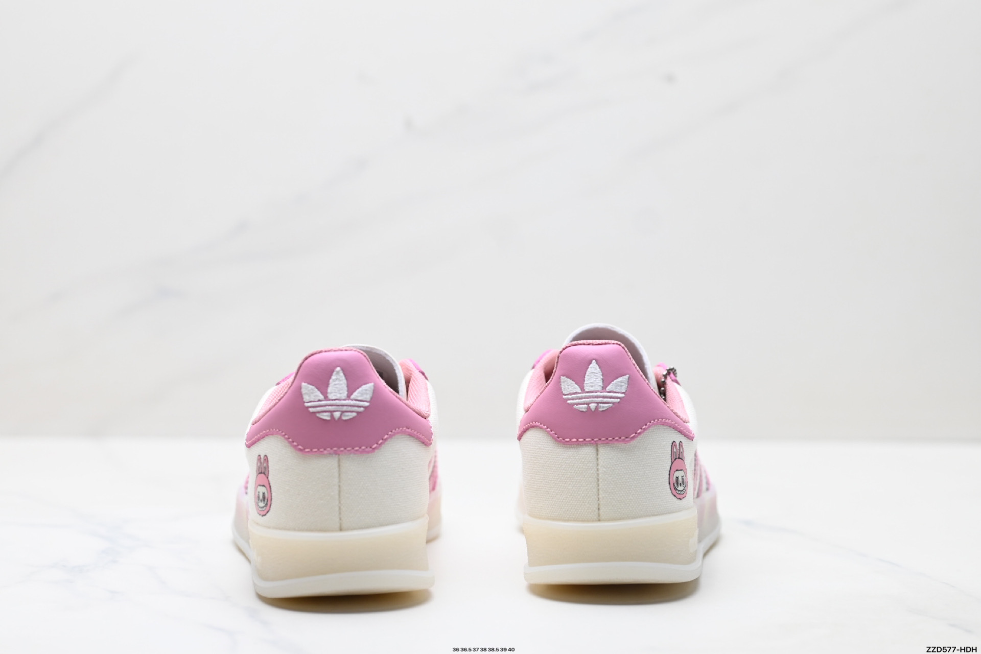 260 Adidas Originals Gazelle indoor ‘DIY‘定制 系列 阿迪达斯 三叶草绅士德训足球风百搭低帮休闲运动板鞋 DM1234-017-Chinese UA Cheap High Quatity Brand Clothes Bags handbags Sneakers wholesale wholesaler seller from China Factory suppliers Fashion Clothing Shoes best Quality Beautiful Price 260 Adidas Originals Gazelle indoor ‘DIY‘定制 系列 阿迪达斯 三叶草绅士德训足球风百搭低帮休闲运动板鞋 DM1234-017