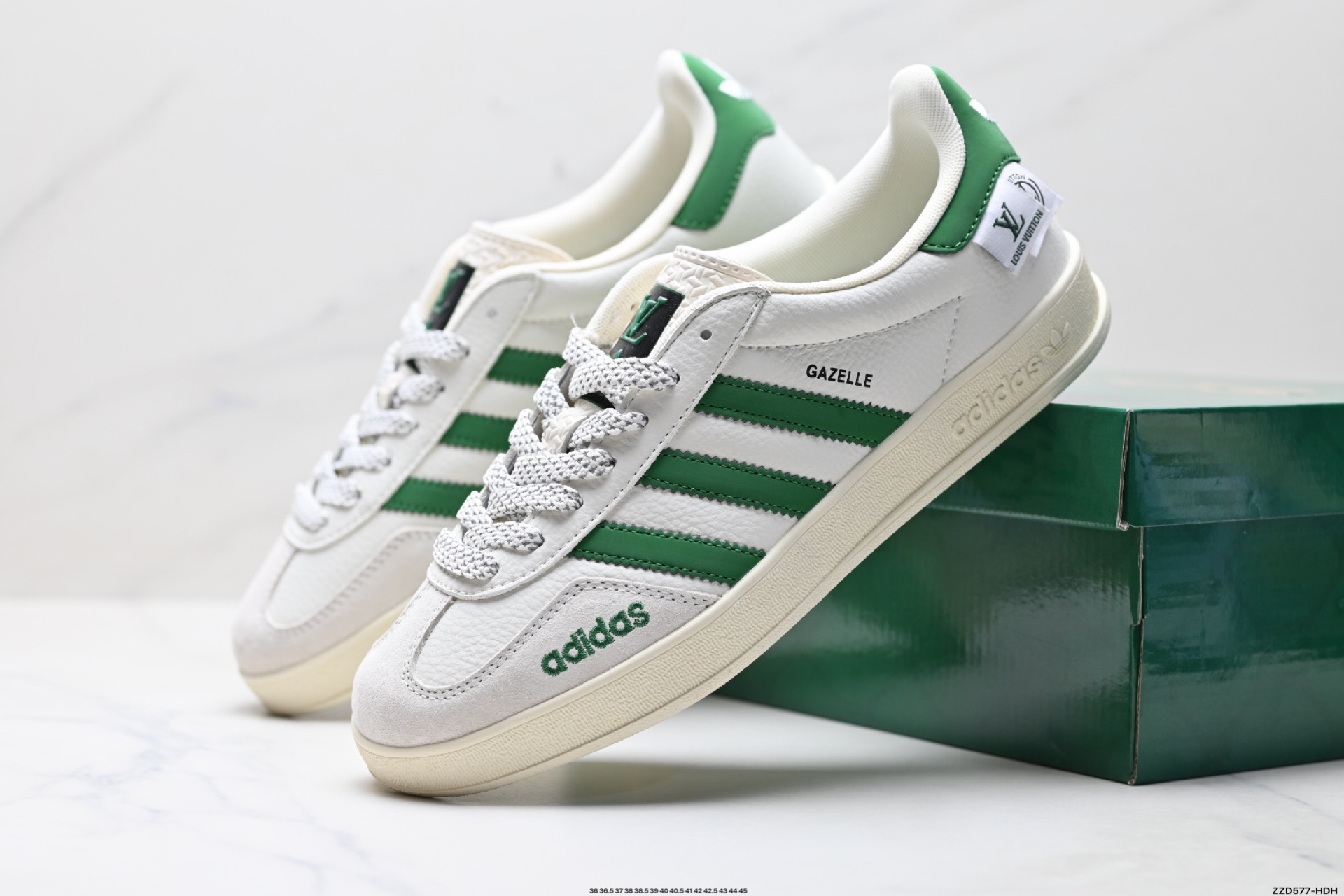 260 Adidas Originals Gazelle indoor ‘DIY‘定制 系列 阿迪达斯 三叶草绅士德训足球风百搭低帮休闲运动板鞋 XD6188-102