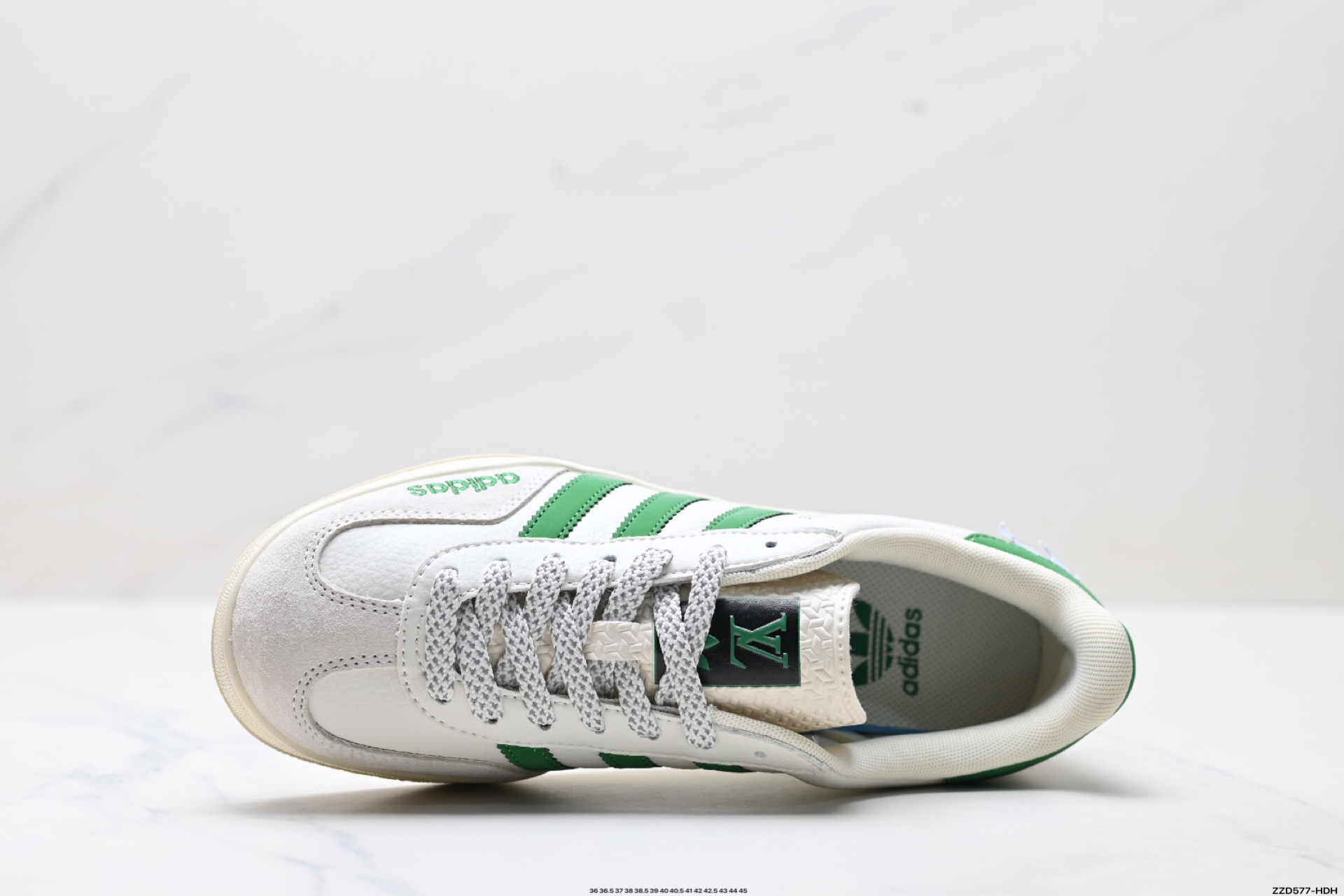 260 Adidas Originals Gazelle indoor ‘DIY‘定制 系列 阿迪达斯 三叶草绅士德训足球风百搭低帮休闲运动板鞋 XD6188-102