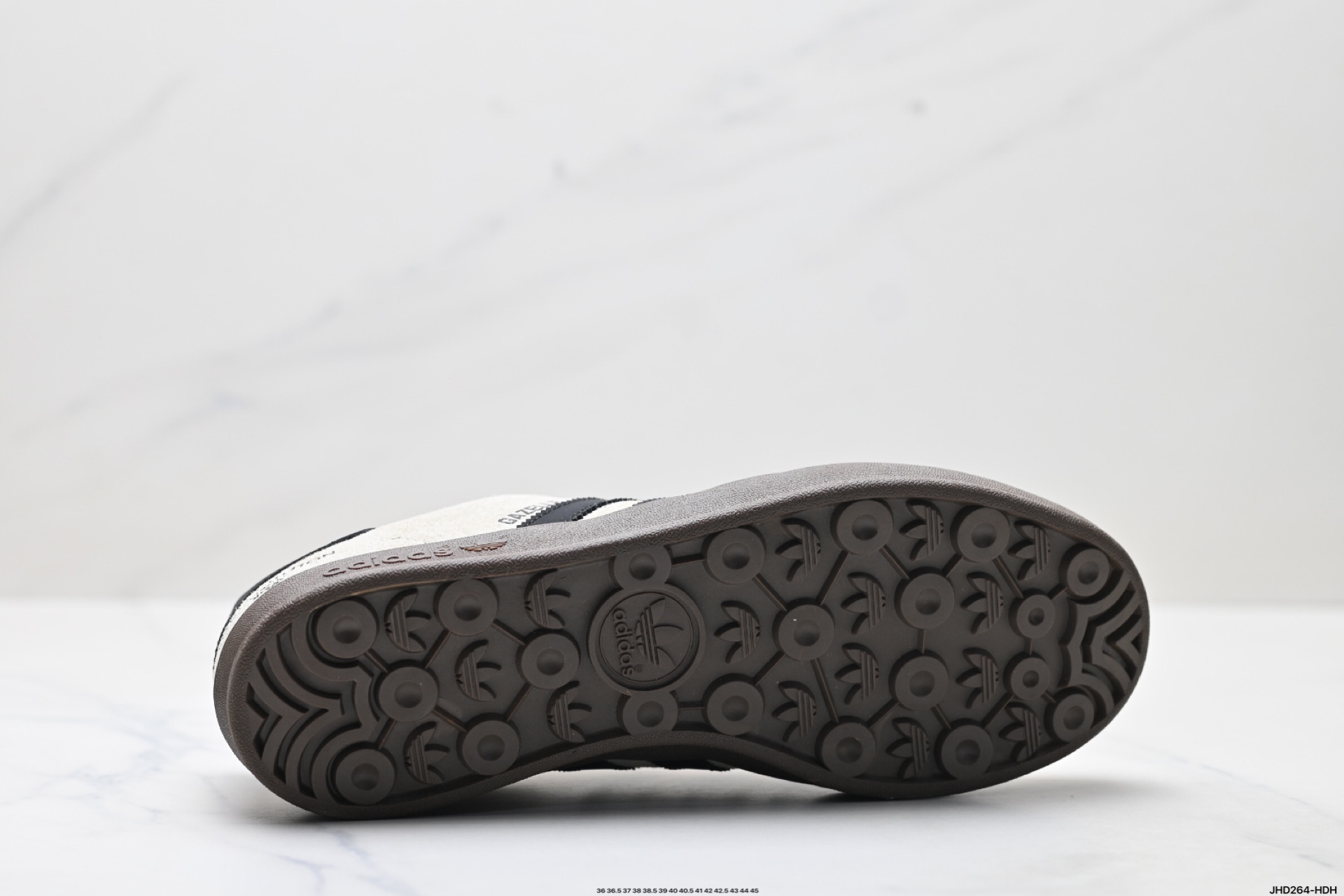 200 Adidas Originals Gazelle ‘DIY’阿迪达斯 三叶草绅士德训足球风百搭低帮休闲运动板鞋 SC9207-724-Chinese UA Cheap High Quatity Brand Clothes Bags handbags Sneakers wholesale wholesaler seller from China Factory suppliers Fashion Clothing Shoes best Quality Beautiful Price 200 Adidas Originals Gazelle ‘DIY’阿迪达斯 三叶草绅士德训足球风百搭低帮休闲运动板鞋 SC9207-724