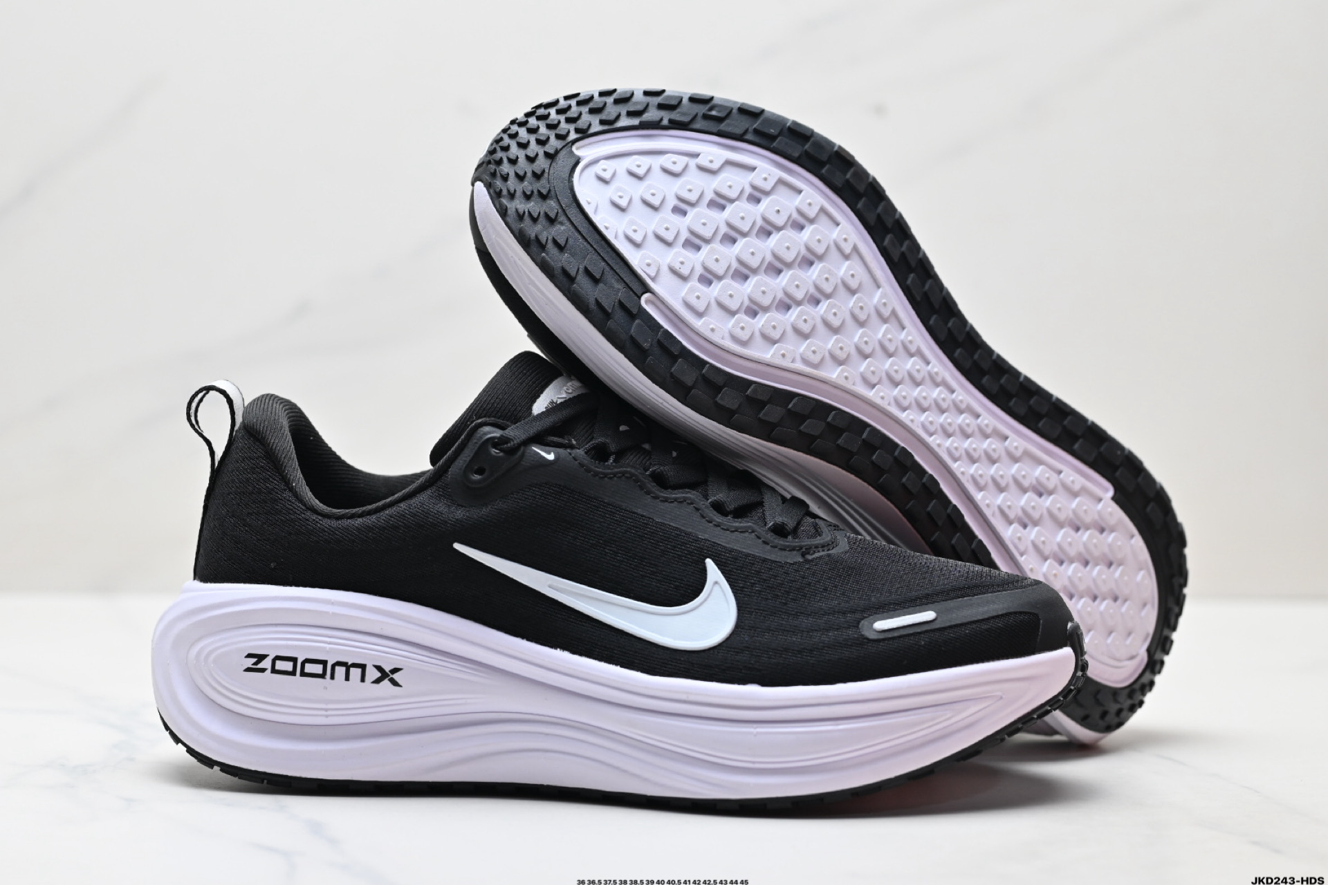 Nike VOMERO 18 Plus 耐克 舒适减震防滑 低帮跑步鞋 HV8150-002-莆田鞋,莆田鞋货源,高仿鞋,高仿鞋货源,安福档口,莆田高仿鞋,莆田鞋批发,高仿鞋批发,莆田高仿运动鞋,高仿运动鞋,莆田运动鞋 Nike VOMERO 18 Plus 耐克 舒适减震防滑 低帮跑步鞋 HV8150-002