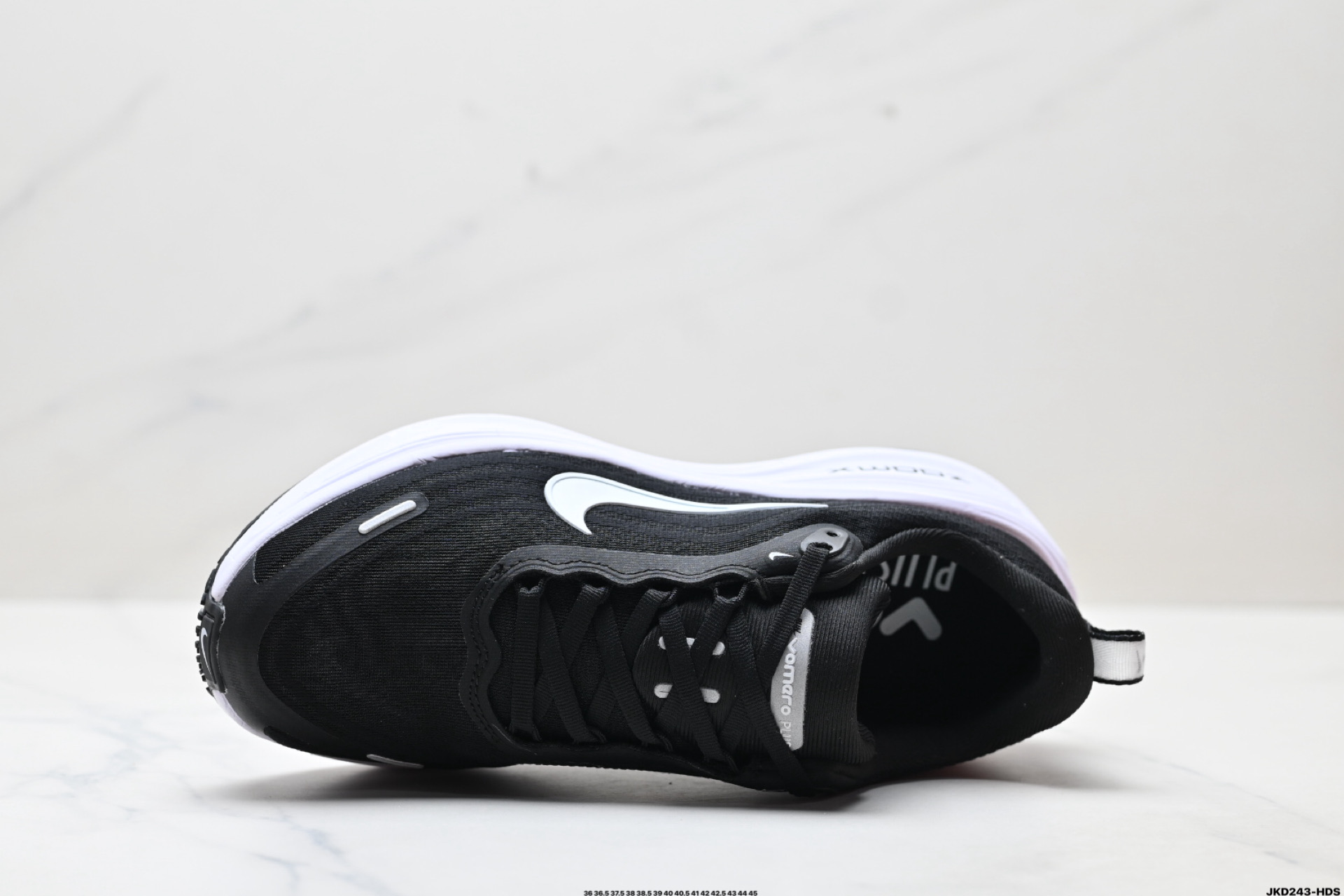 Nike VOMERO 18 Plus 耐克 舒适减震防滑 低帮跑步鞋 HV8150-002-莆田鞋,莆田鞋货源,高仿鞋,高仿鞋货源,安福档口,莆田高仿鞋,莆田鞋批发,高仿鞋批发,莆田高仿运动鞋,高仿运动鞋,莆田运动鞋 Nike VOMERO 18 Plus 耐克 舒适减震防滑 低帮跑步鞋 HV8150-002