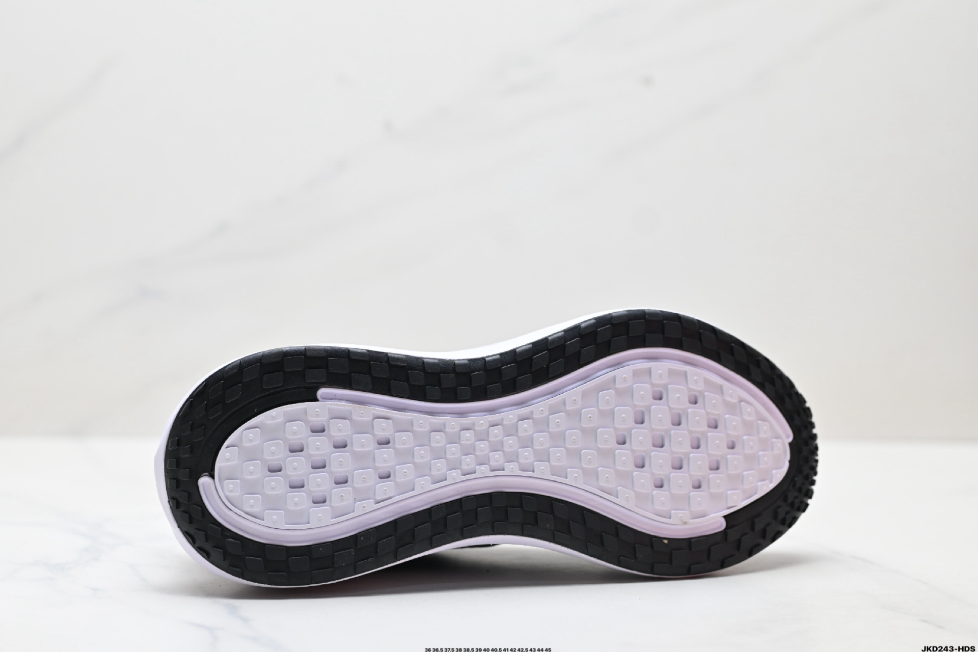 Nike VOMERO 18 Plus 耐克 舒适减震防滑 低帮跑步鞋 HV8150-002-莆田鞋,莆田鞋货源,高仿鞋,高仿鞋货源,安福档口,莆田高仿鞋,莆田鞋批发,高仿鞋批发,莆田高仿运动鞋,高仿运动鞋,莆田运动鞋 Nike VOMERO 18 Plus 耐克 舒适减震防滑 低帮跑步鞋 HV8150-002