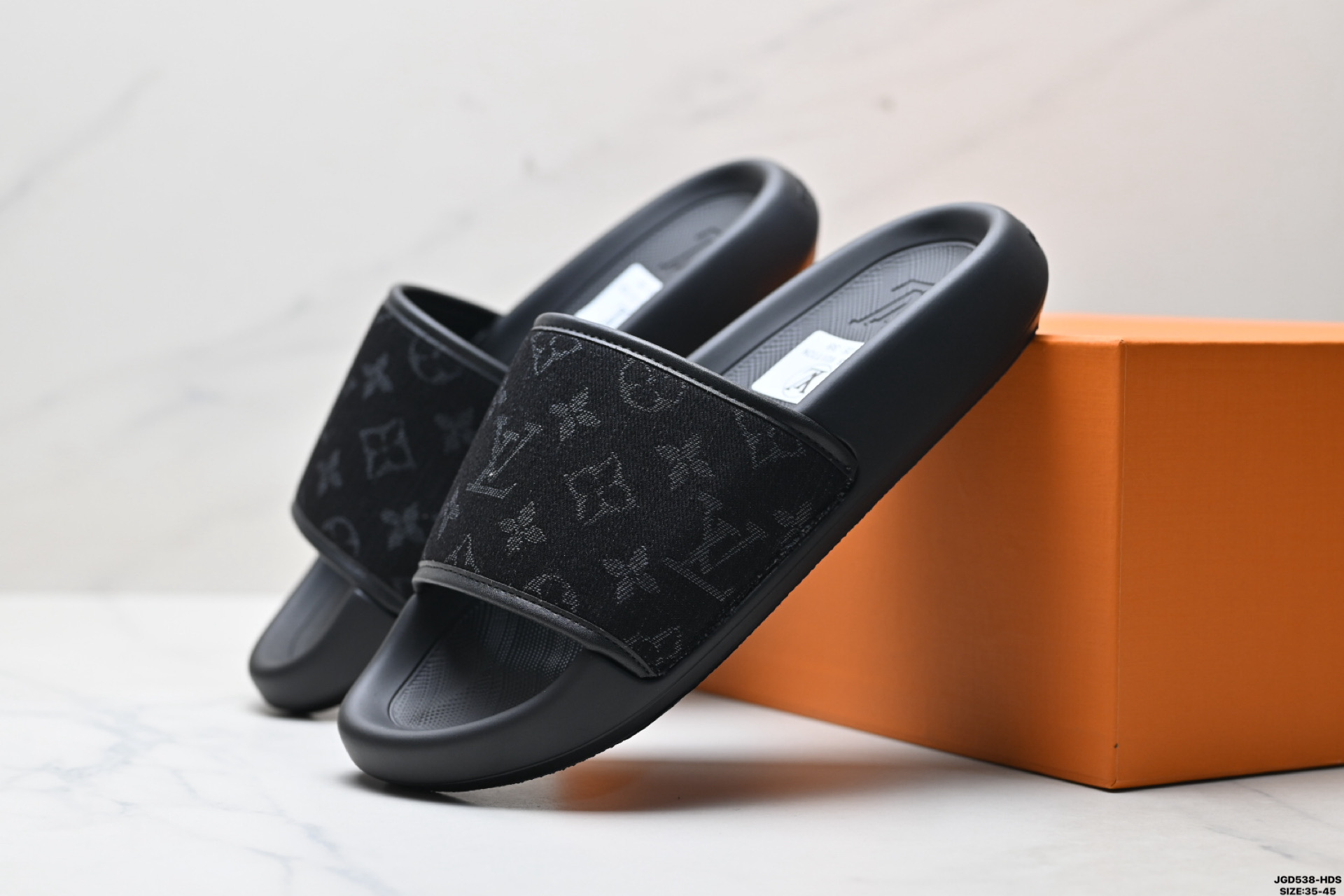 190 LOUIS VUITTON 路易威登 Waterfront 舒适日常 LV拖鞋-Chinese UA Cheap High Quatity Brand Clothes Bags handbags Sneakers wholesale wholesaler seller from China Factory suppliers Fashion Clothing Shoes best Quality Beautiful Price 190 LOUIS VUITTON 路易威登 Waterfront 舒适日常 LV拖鞋