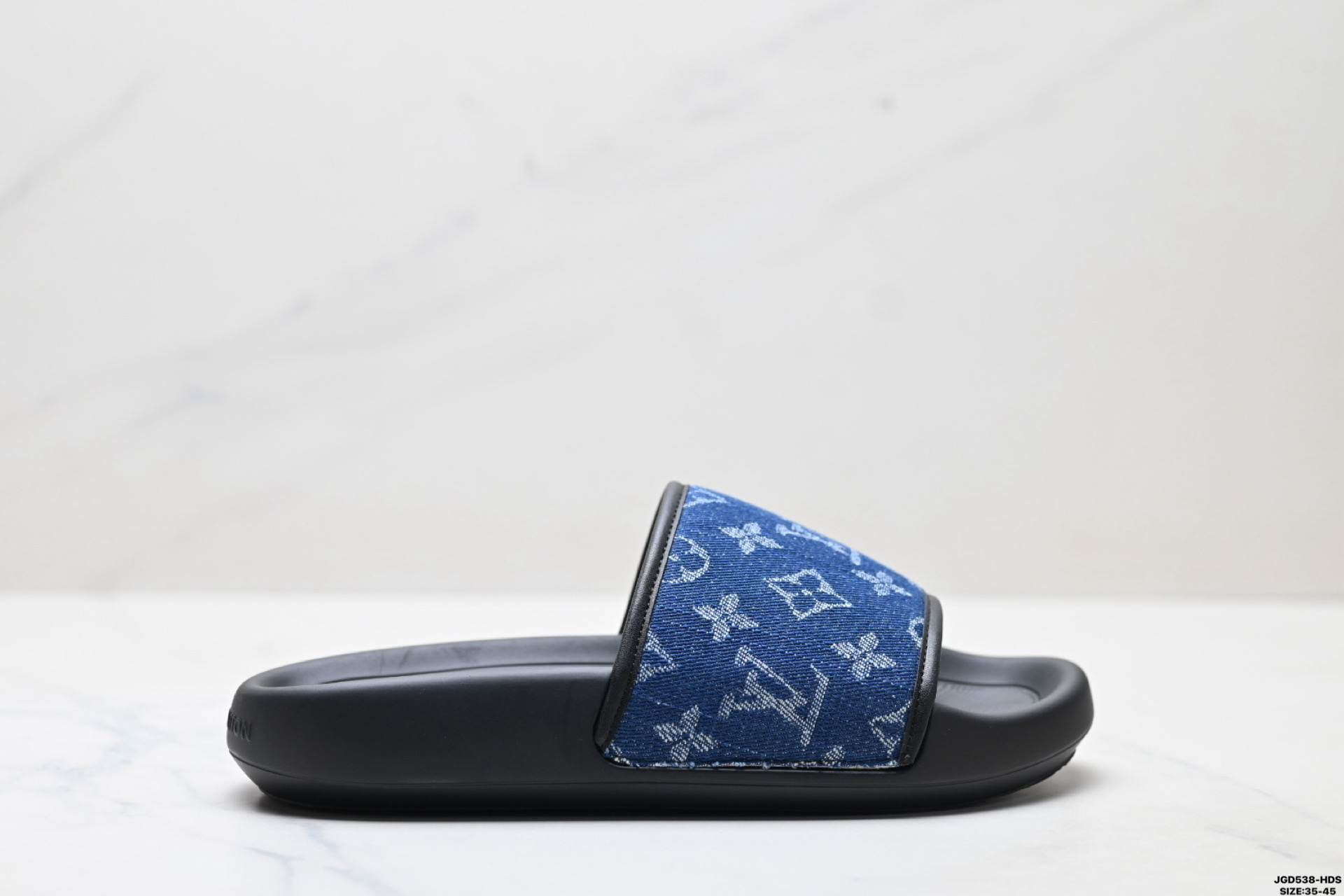 Louis Vuitton Waterfront Monogram Sandalias de Goma Cómodas para Uso Diario 6 i1751906991044 6644 0 4