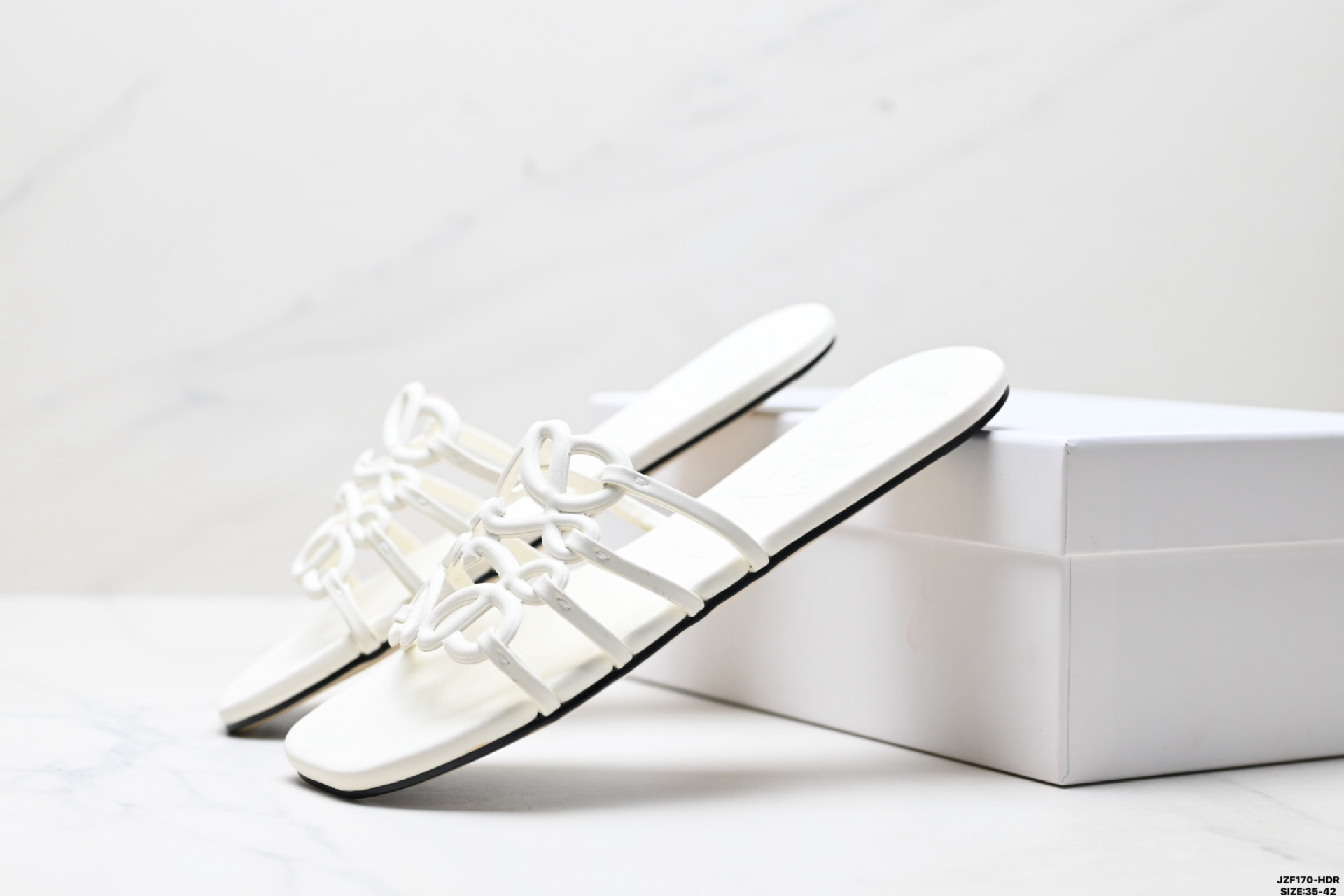 155 LOEWE罗意威 Petal Anagram 小牛皮 方头平底一字拖鞋-Chinese UA Cheap High Quatity Brand Clothes Bags handbags Sneakers wholesale wholesaler seller from China Factory suppliers Fashion Clothing Shoes best Quality Beautiful Price 155 LOEWE罗意威 Petal Anagram 小牛皮 方头平底一字拖鞋