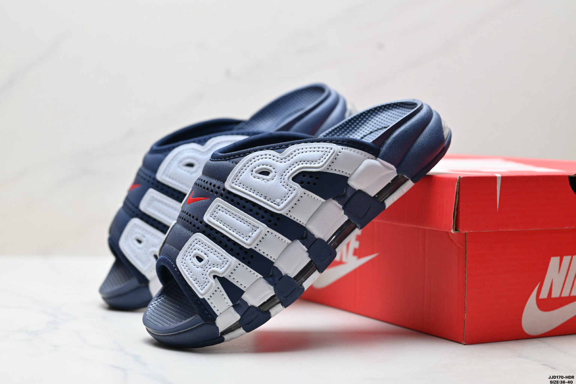 140 NIKE AIR MORE UPTEMPO SLIDE耐克 皮蓬拖鞋 FN3437-161-Chinese UA Cheap High Quatity Brand Clothes Bags handbags Sneakers wholesale wholesaler seller from China Factory suppliers Fashion Clothing Shoes best Quality Beautiful Price 140 NIKE AIR MORE UPTEMPO SLIDE耐克 皮蓬拖鞋 FN3437-161