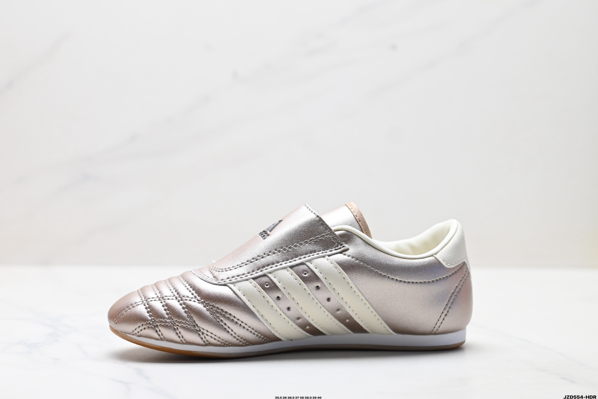 150 Adidas Originals Taekwondo 阿迪达斯 运动舒适 防滑耐磨包裏性低帮 训练鞋 JS3317-Chinese UA Cheap High Quatity Brand Clothes Bags handbags Sneakers wholesale wholesaler seller from China Factory suppliers Fashion Clothing Shoes best Quality Beautiful Price 150 Adidas Originals Taekwondo 阿迪达斯 运动舒适 防滑耐磨包裏性低帮 训练鞋 JS3317